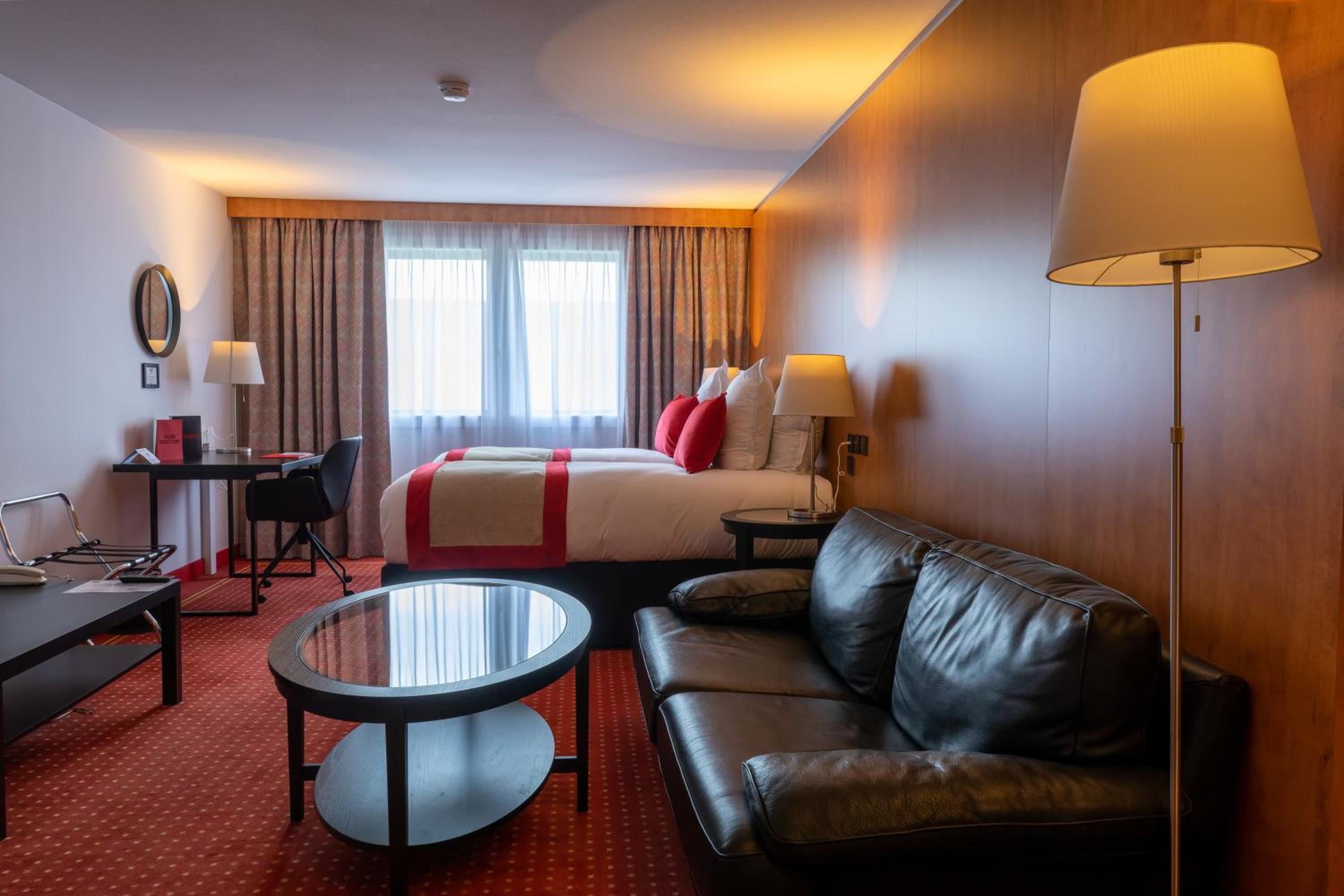Classic Twin Room - Photo 4
