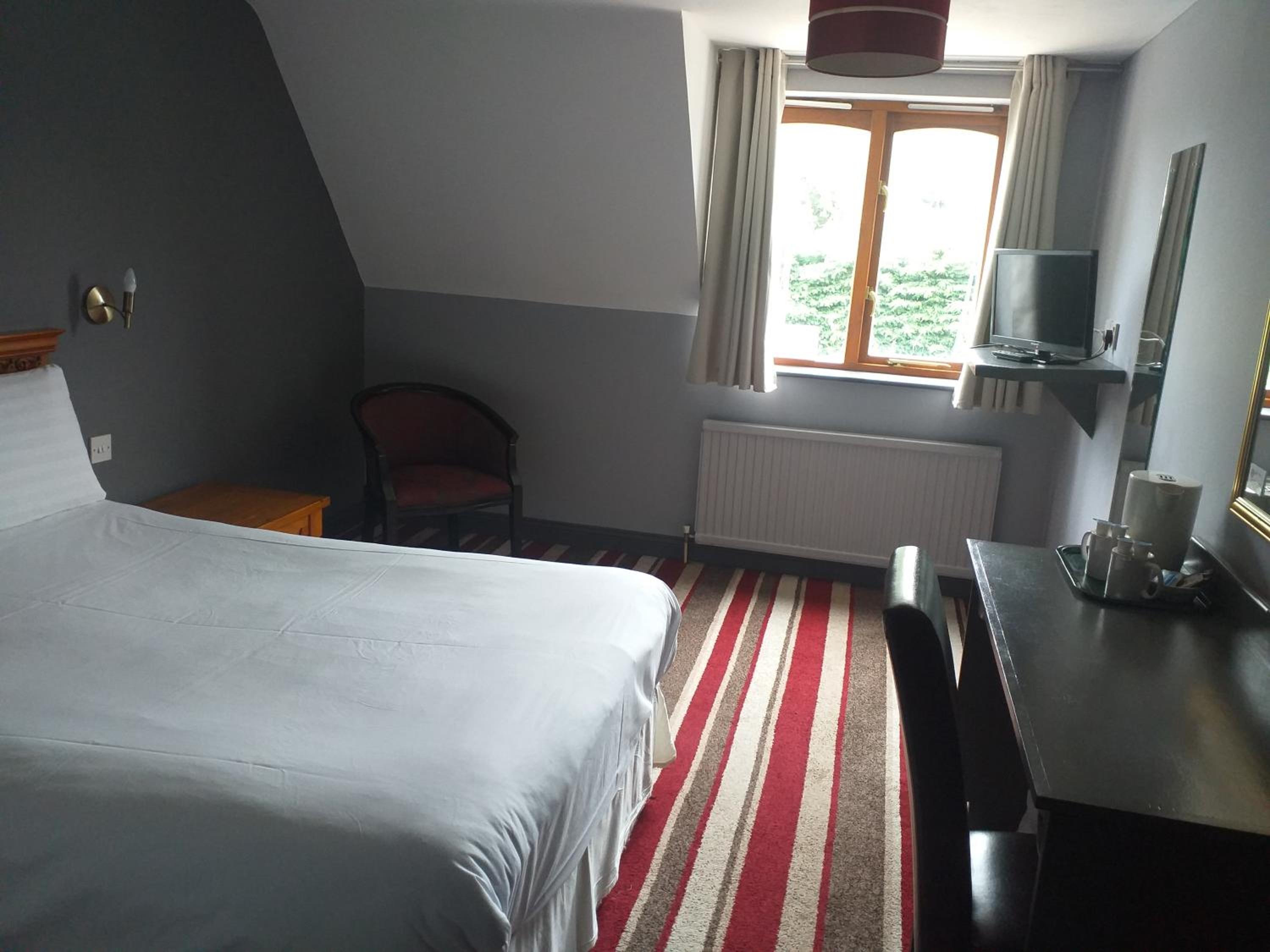 Double Room - Photo 3