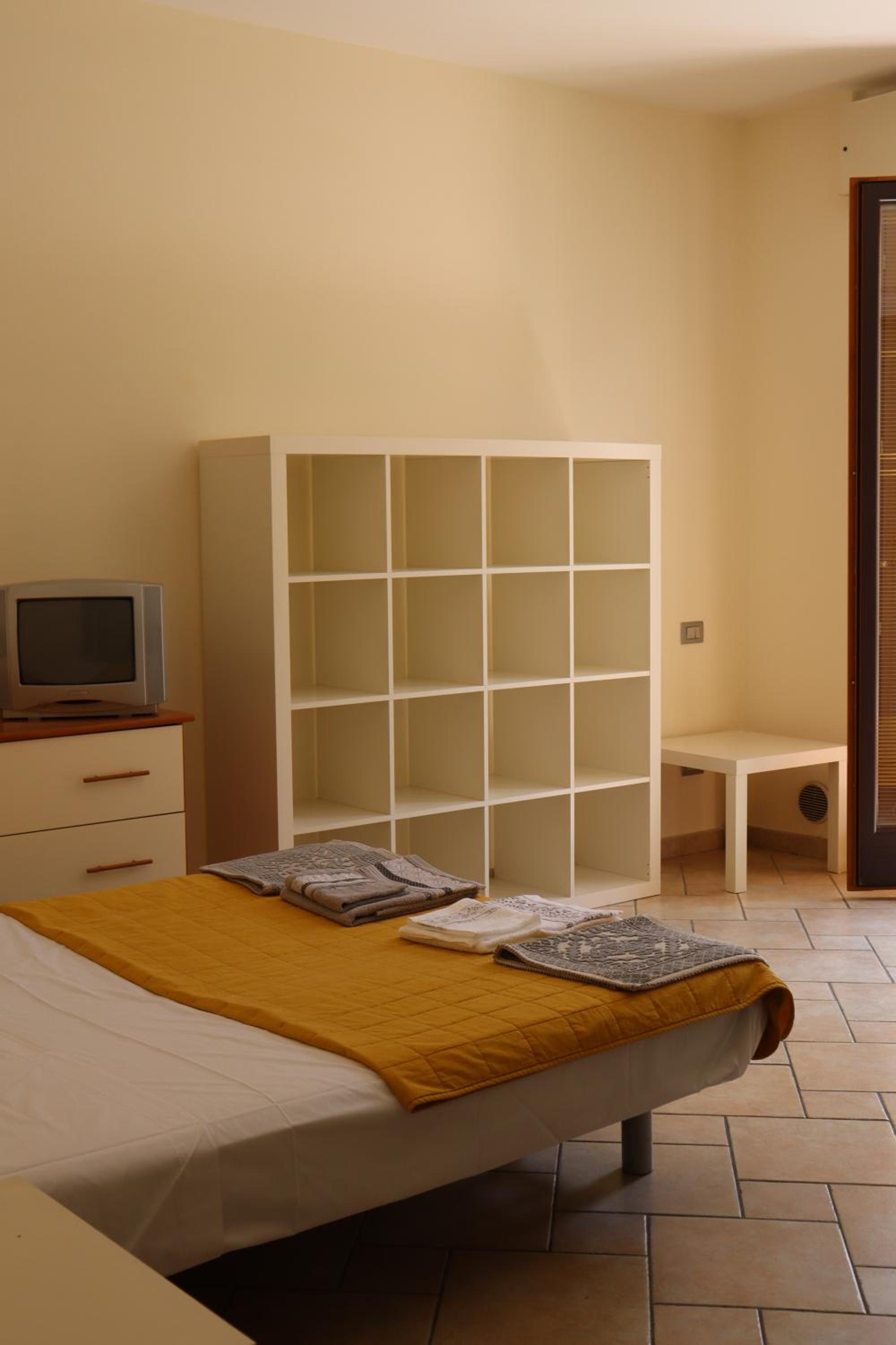 One-Bedroom House - Photo 1