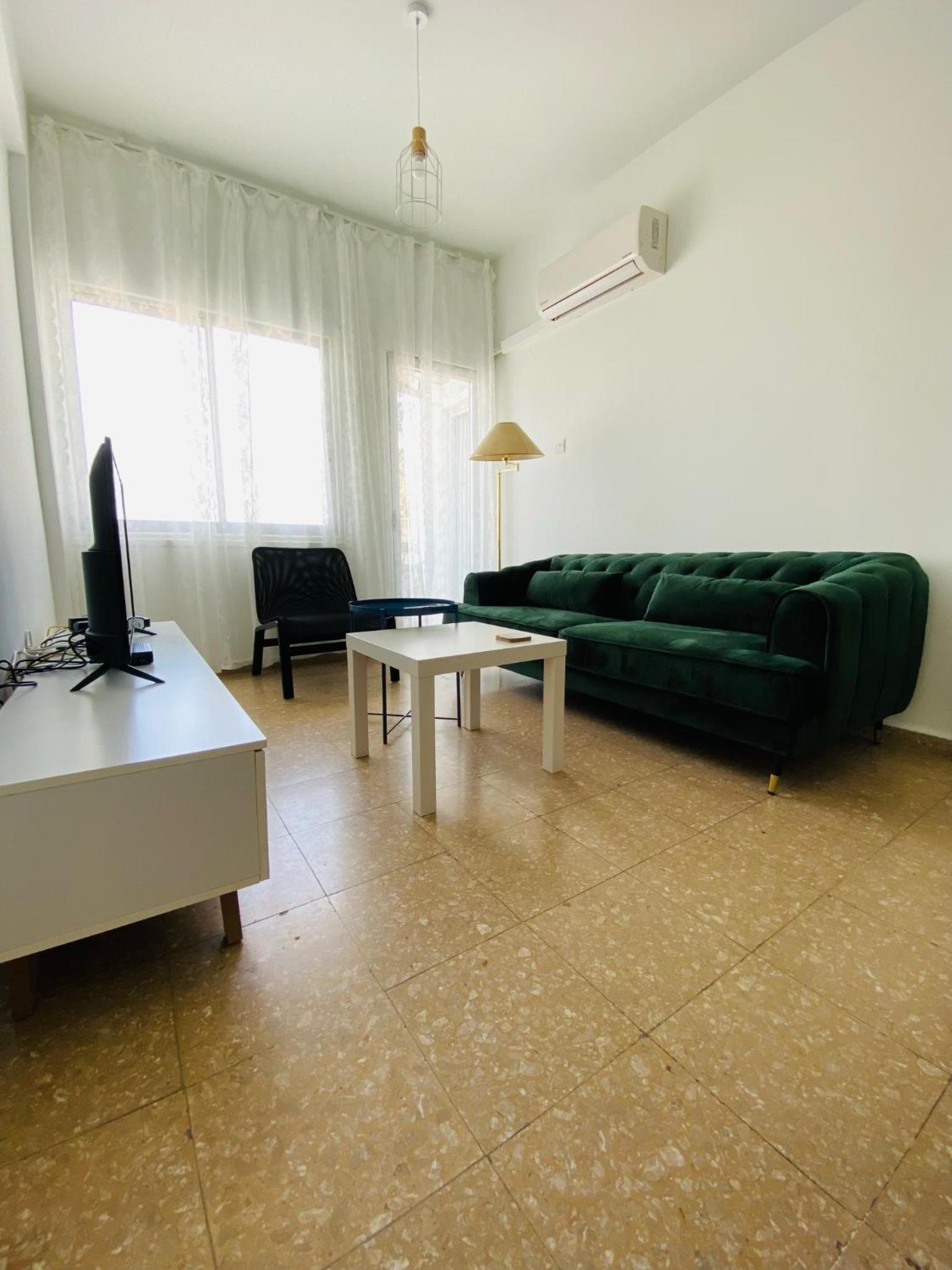 One-Bedroom Apartment - Photo 11
