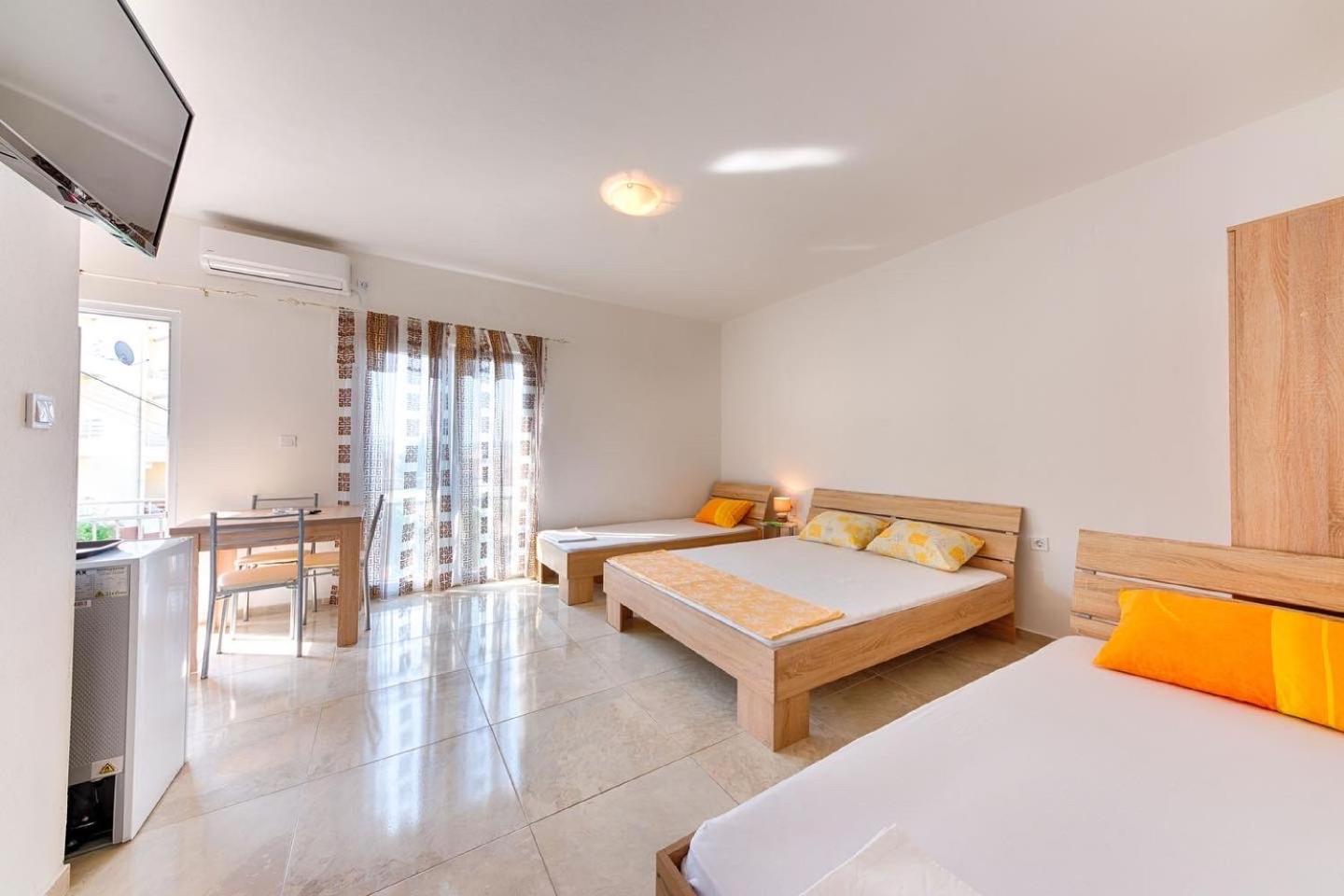 Studio Apartment - City View
