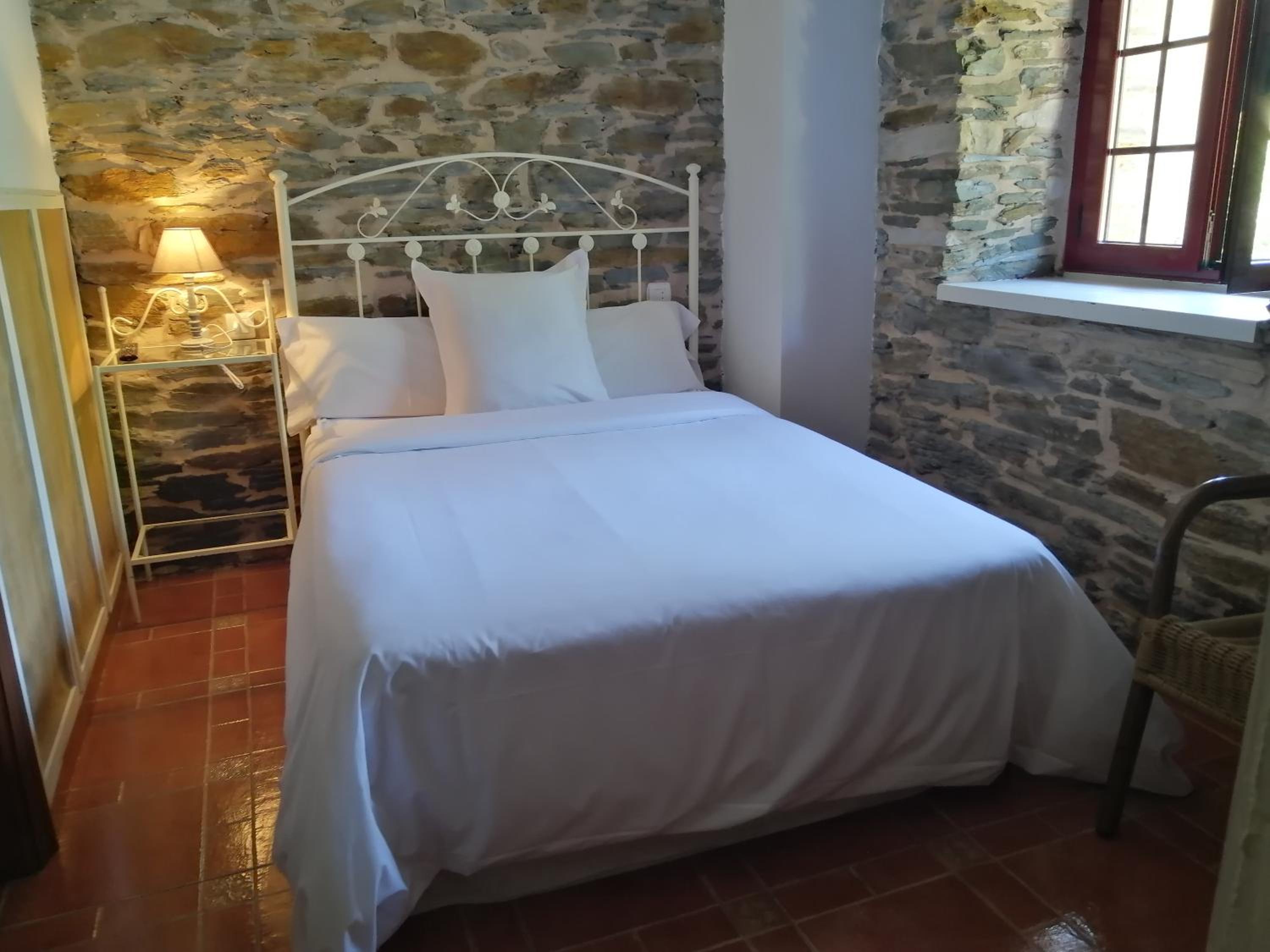 Single Room with Lake View photo 3