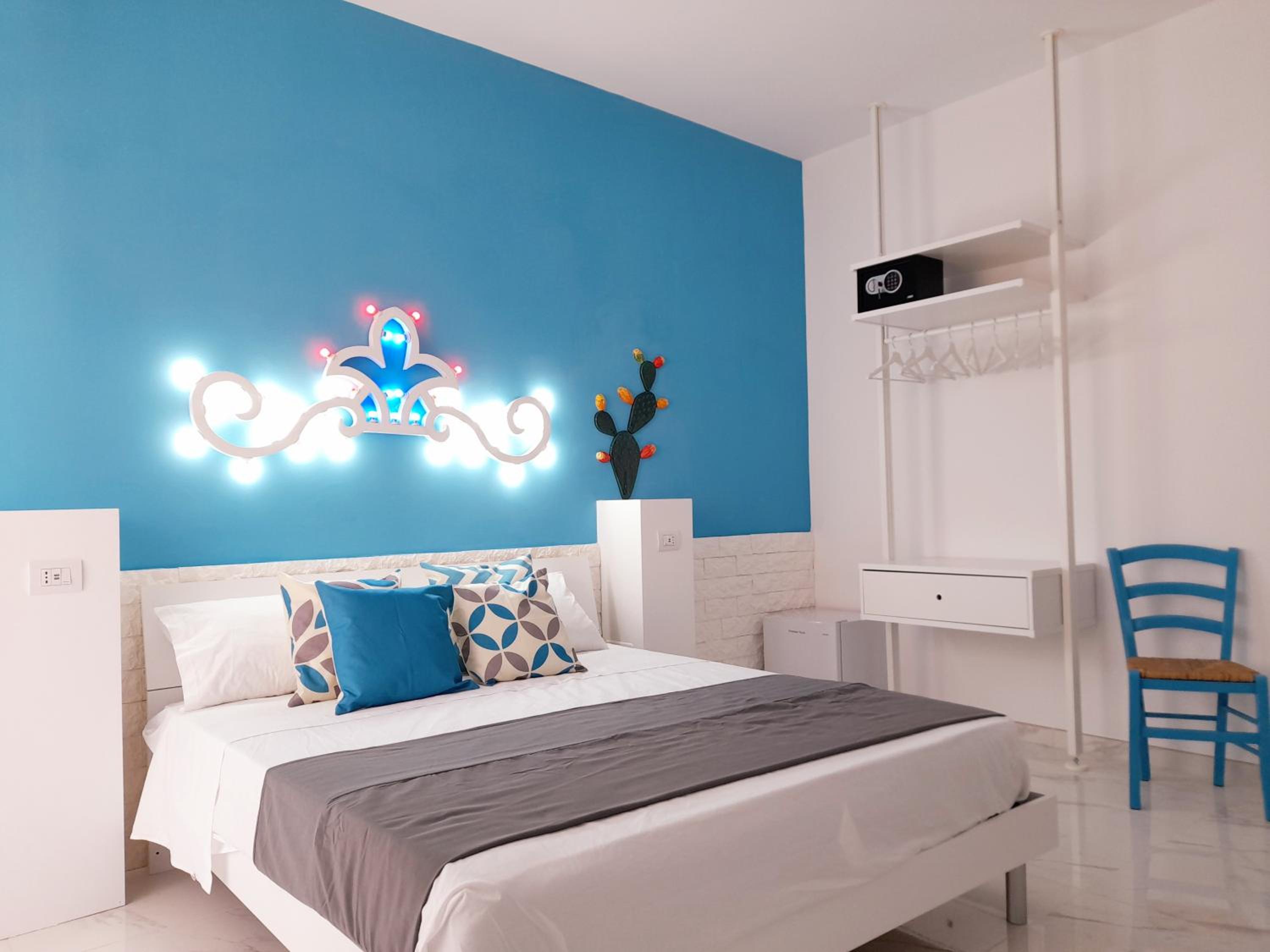 Superior Double Room - Photo 11