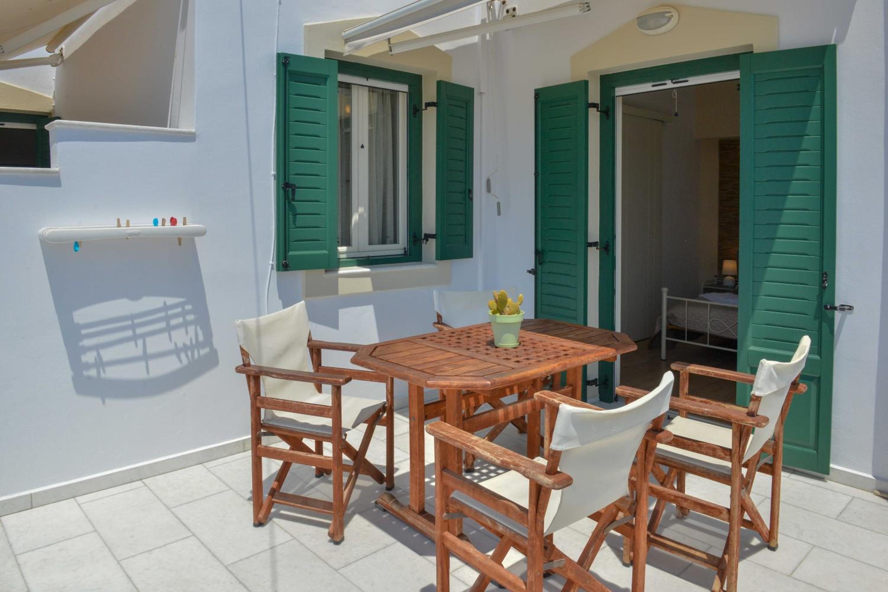 Apartment with Sea View - Photo 6