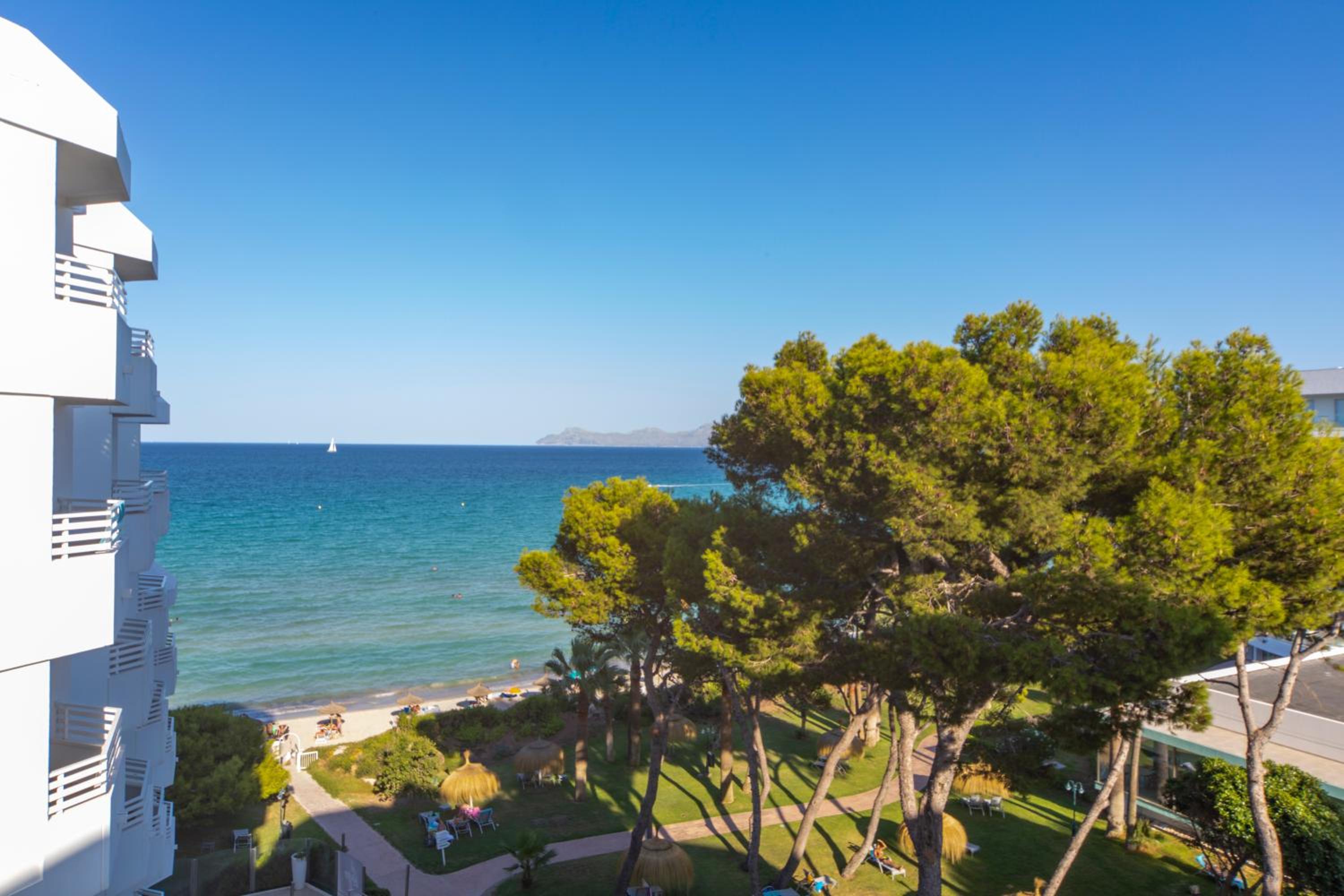 Suite Junior Superior con Vista lateral al mar