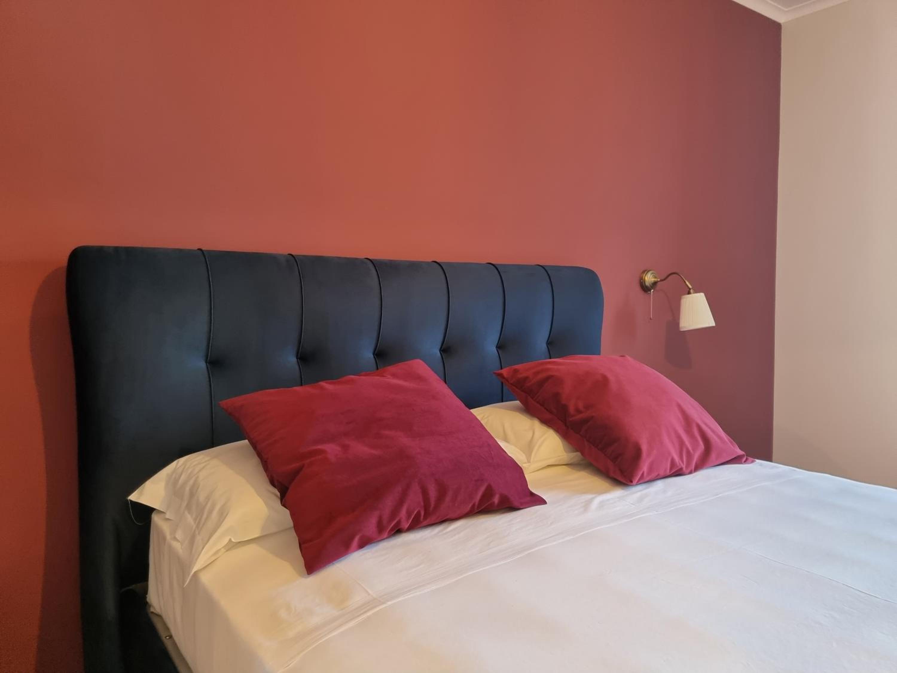 Queen Room with Spa Bath - Photo 6