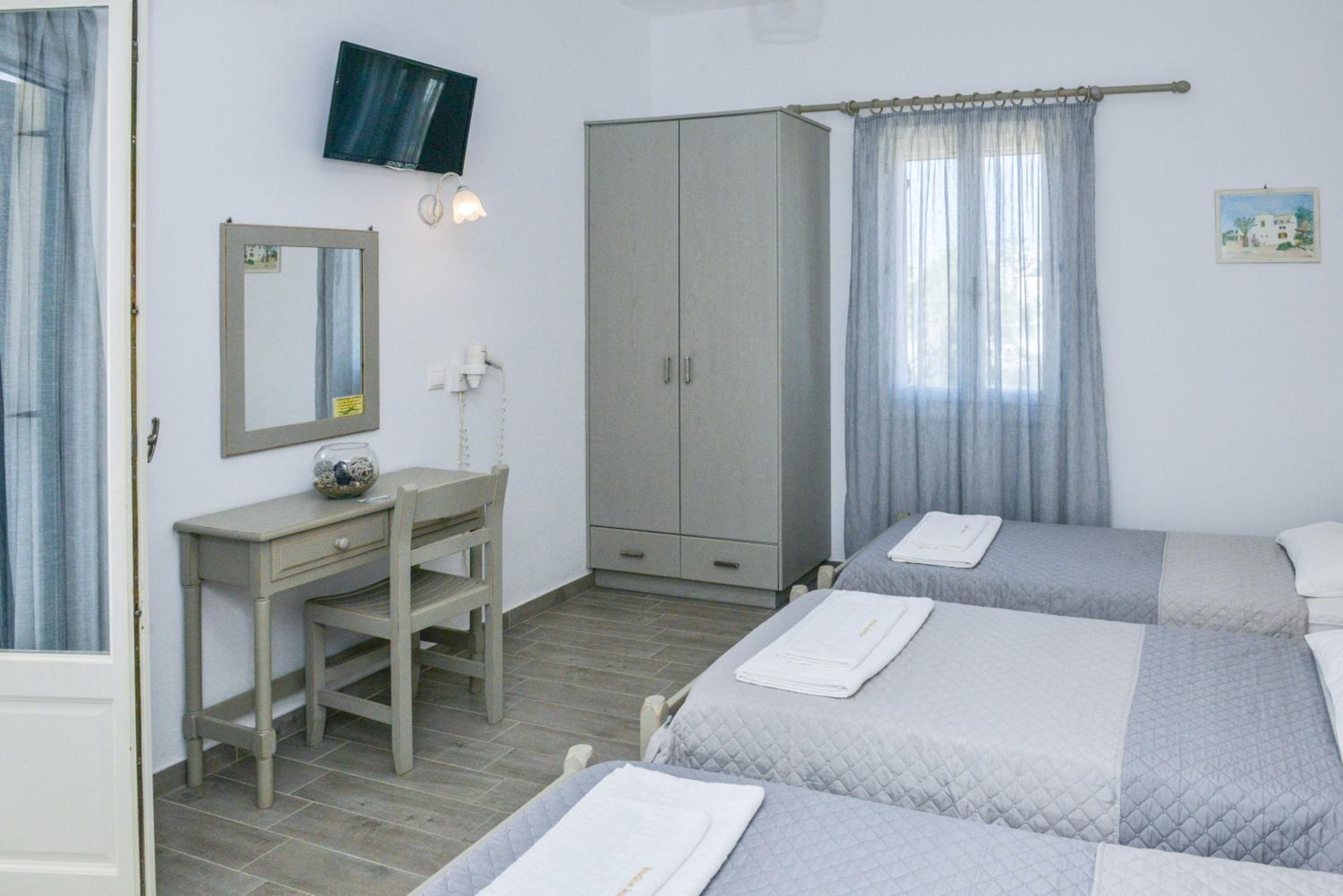 Comfort Triple Room - Photo 9