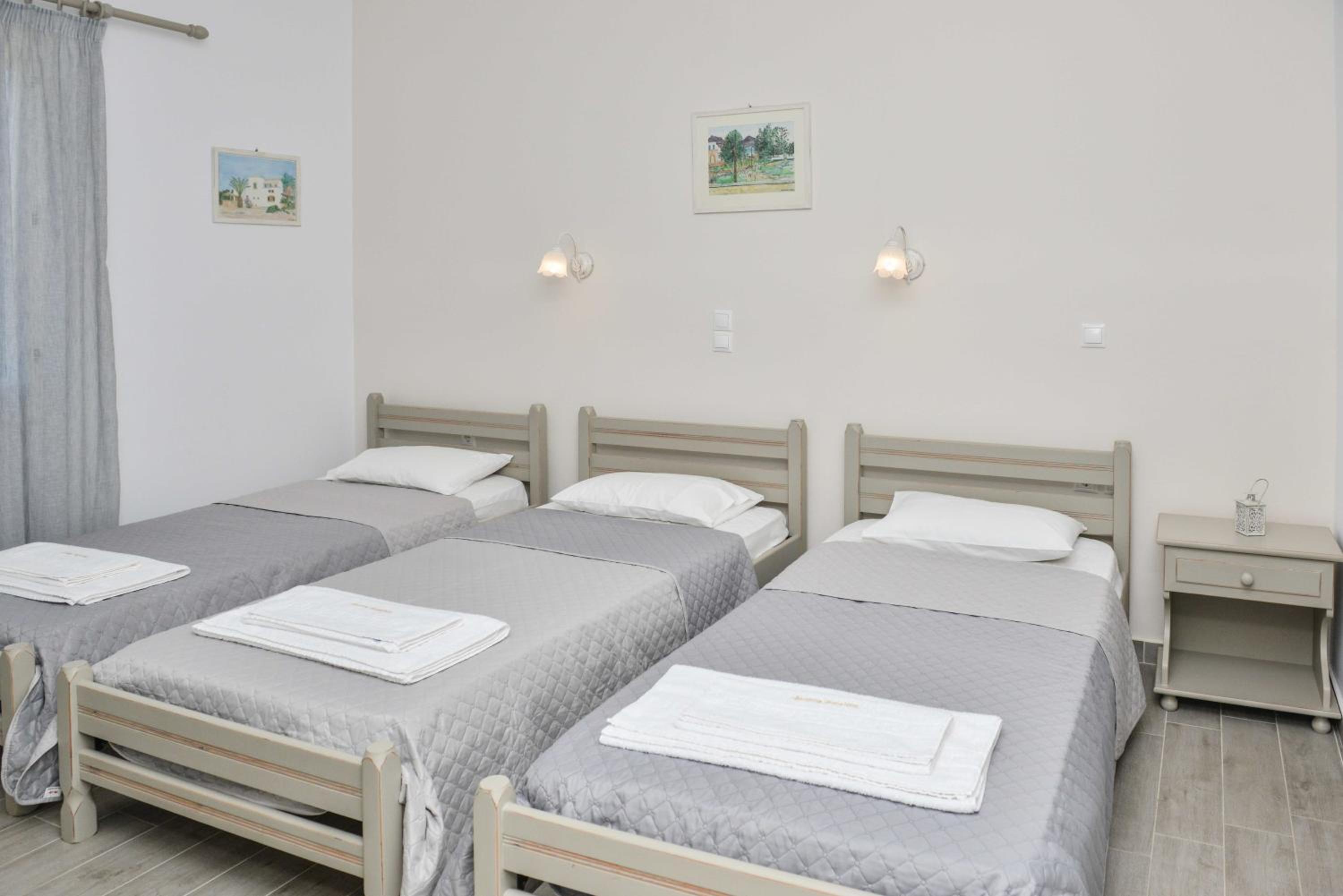 Comfort Triple Room - Photo 12