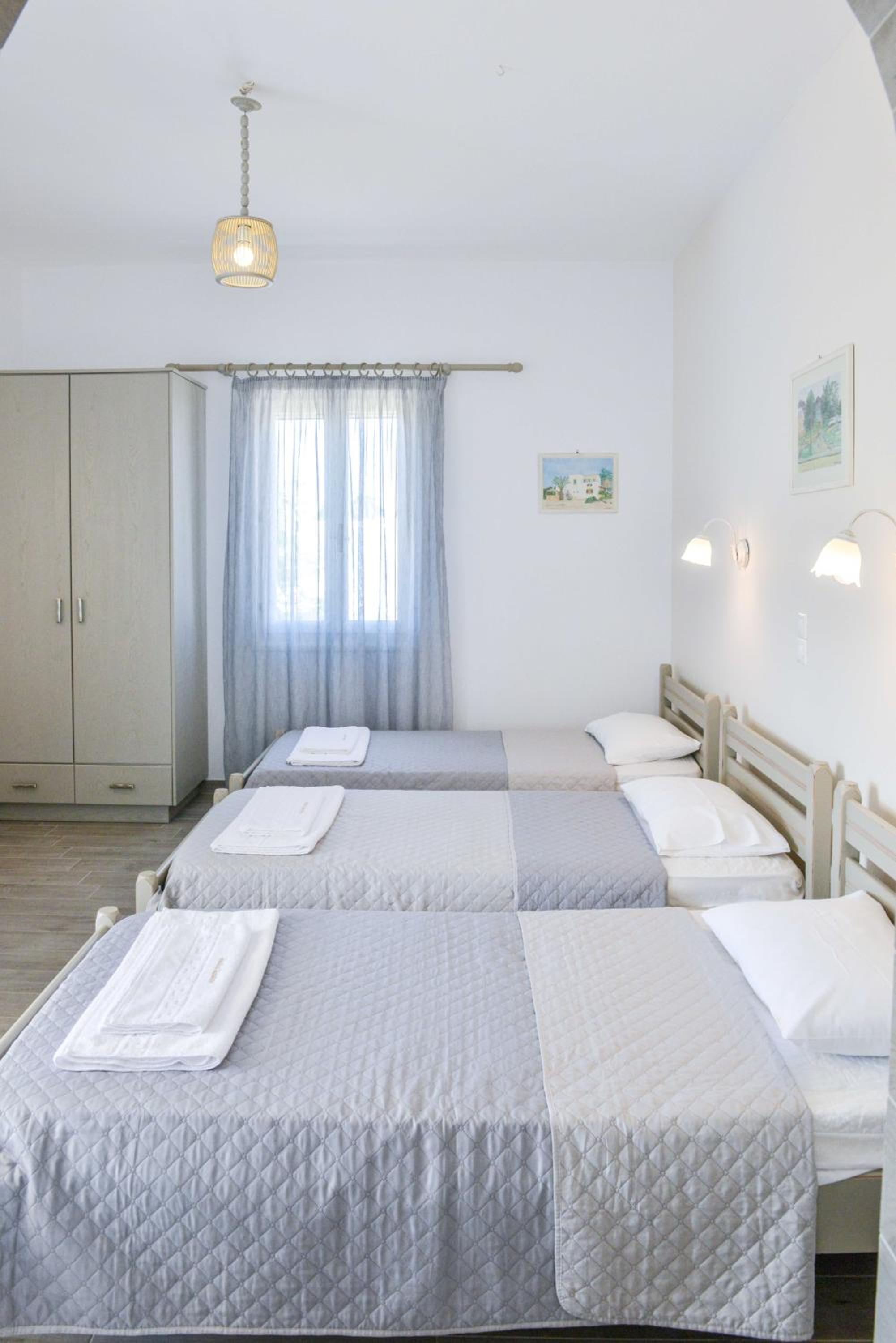 Comfort Triple Room - Photo 10
