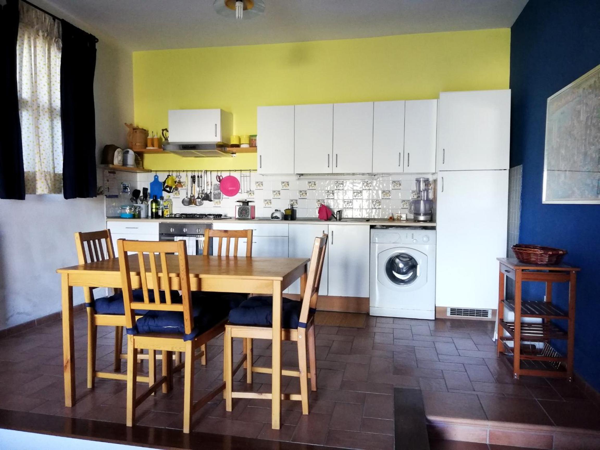 Apartment - Photo 2