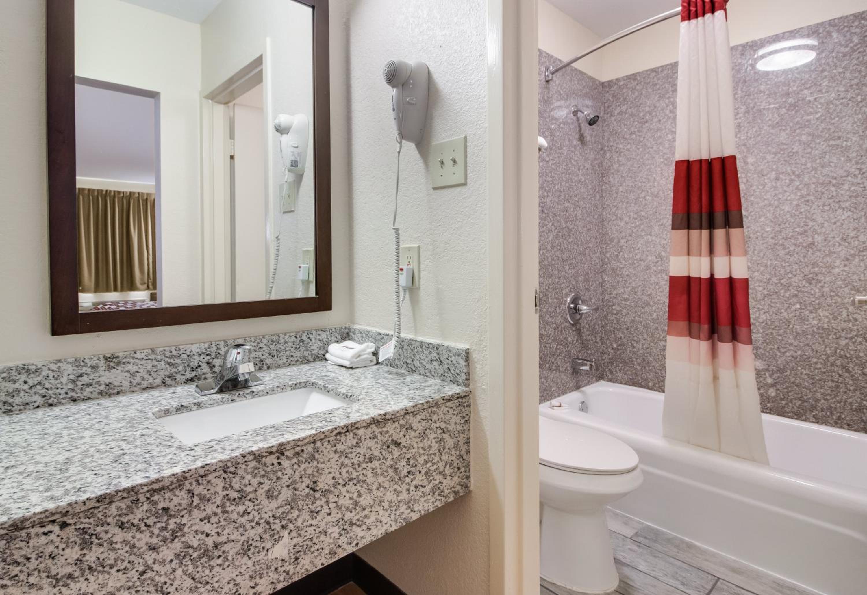 Suite King Room Smoke Free - Photo 2