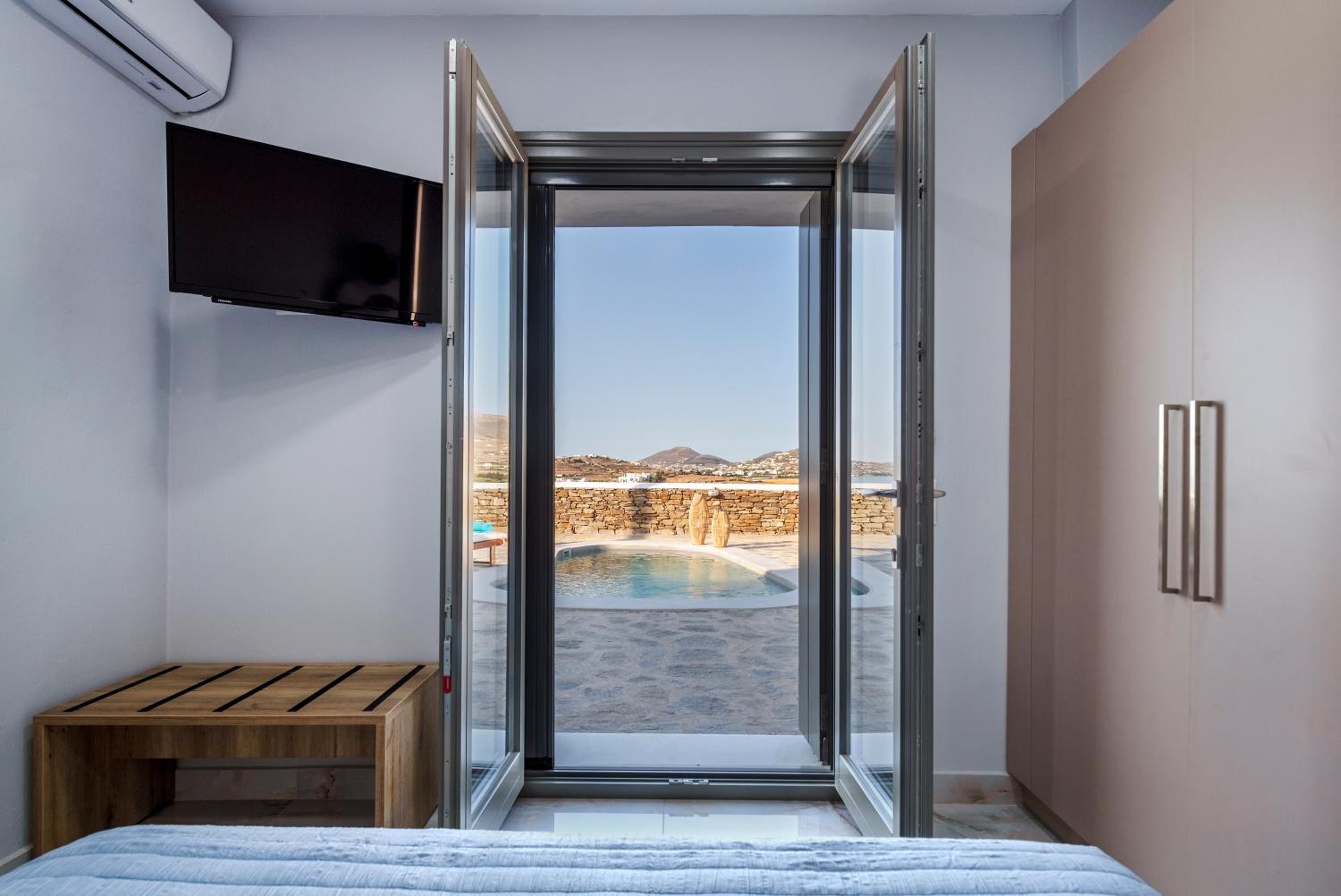 Villa with Sea View photo 3