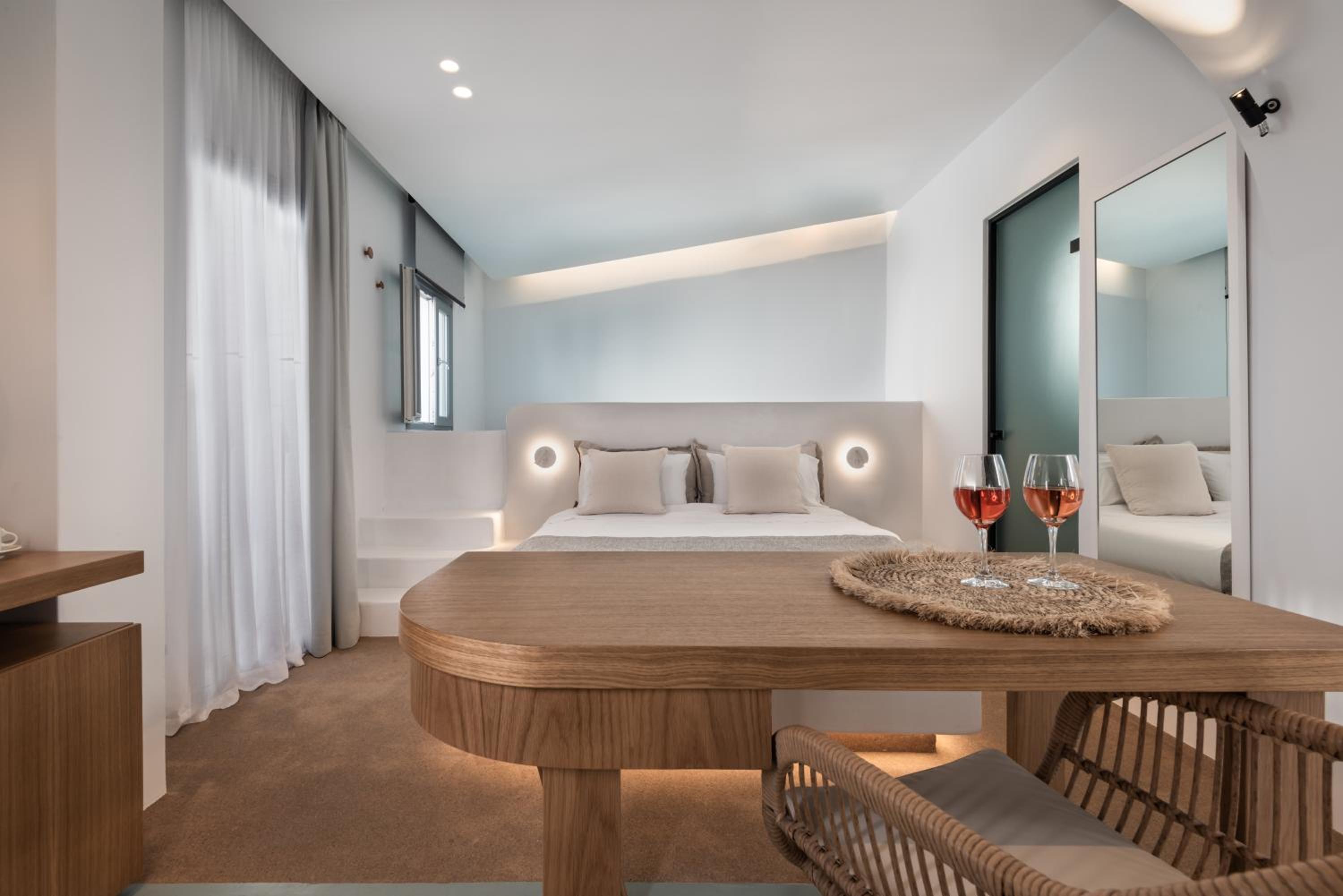 Hercules executive suite with indoor hot tub