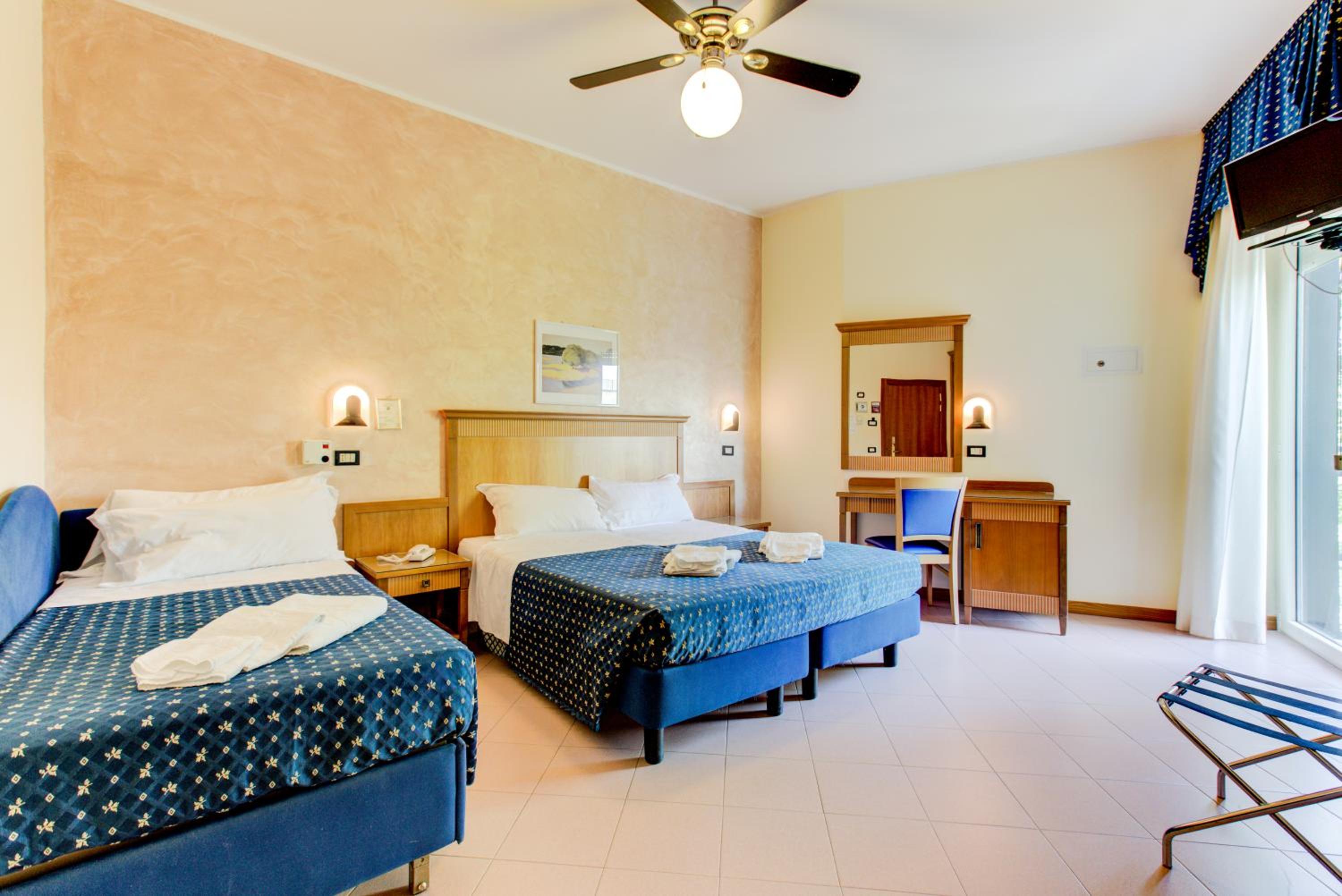 Triple Room with Balcony
