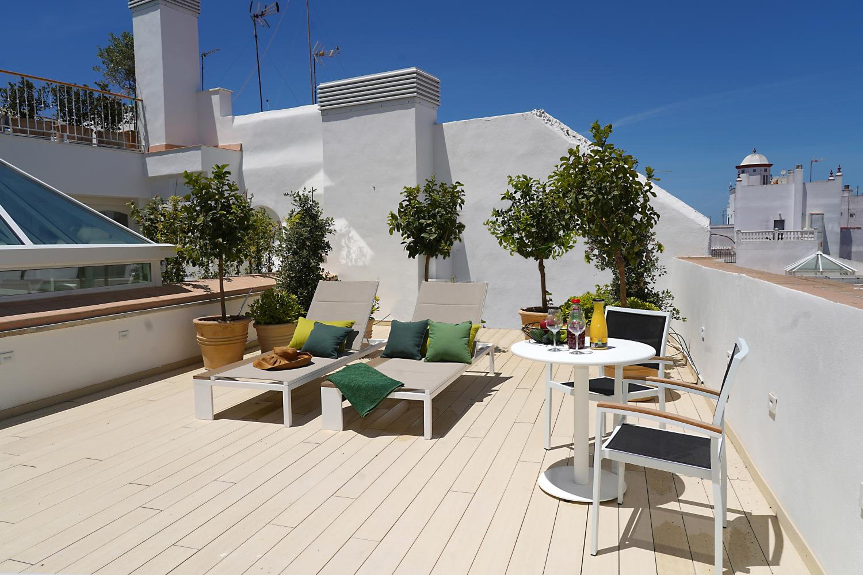Penthouse Apartment - Photo 4