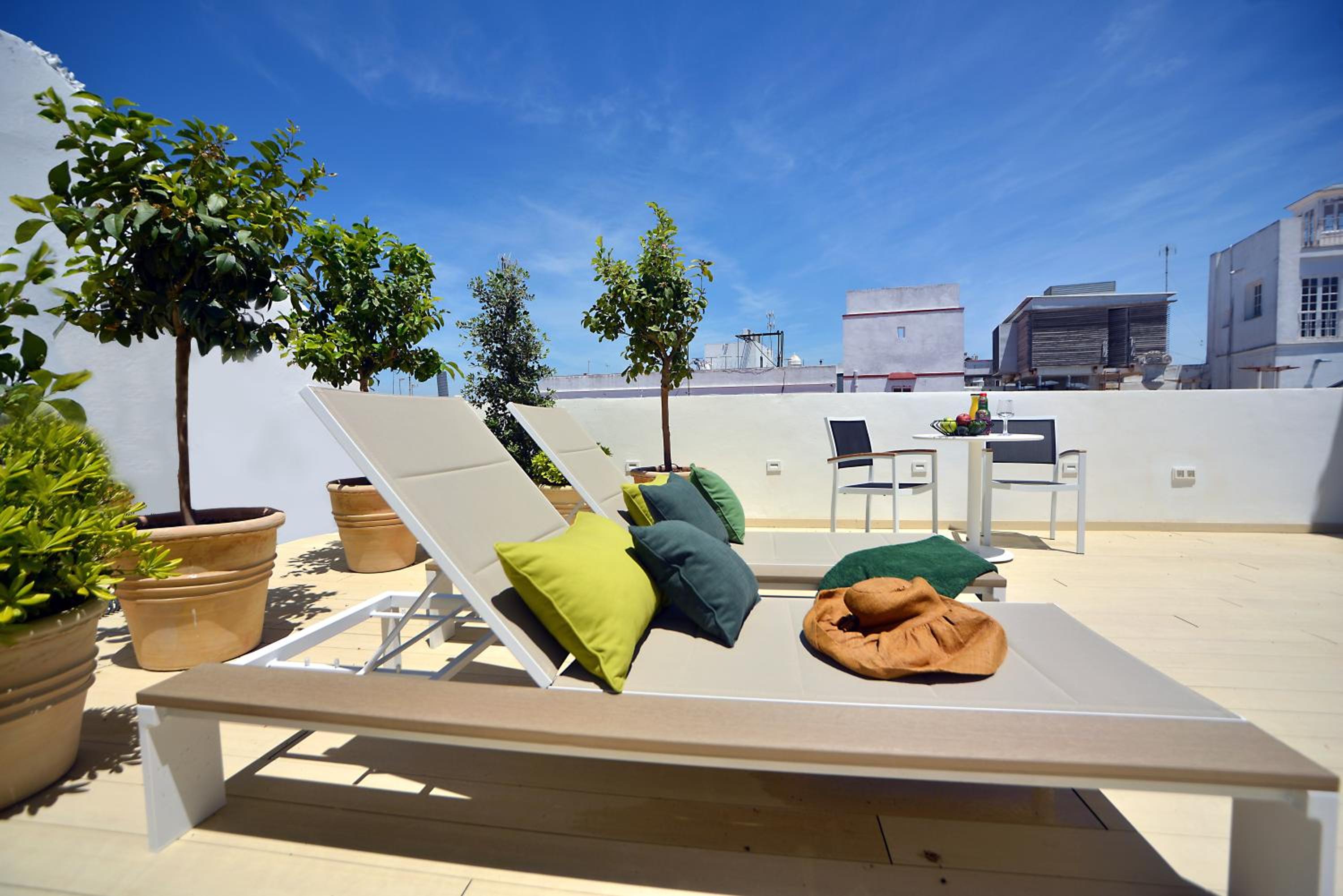 Penthouse Apartment - Photo 13
