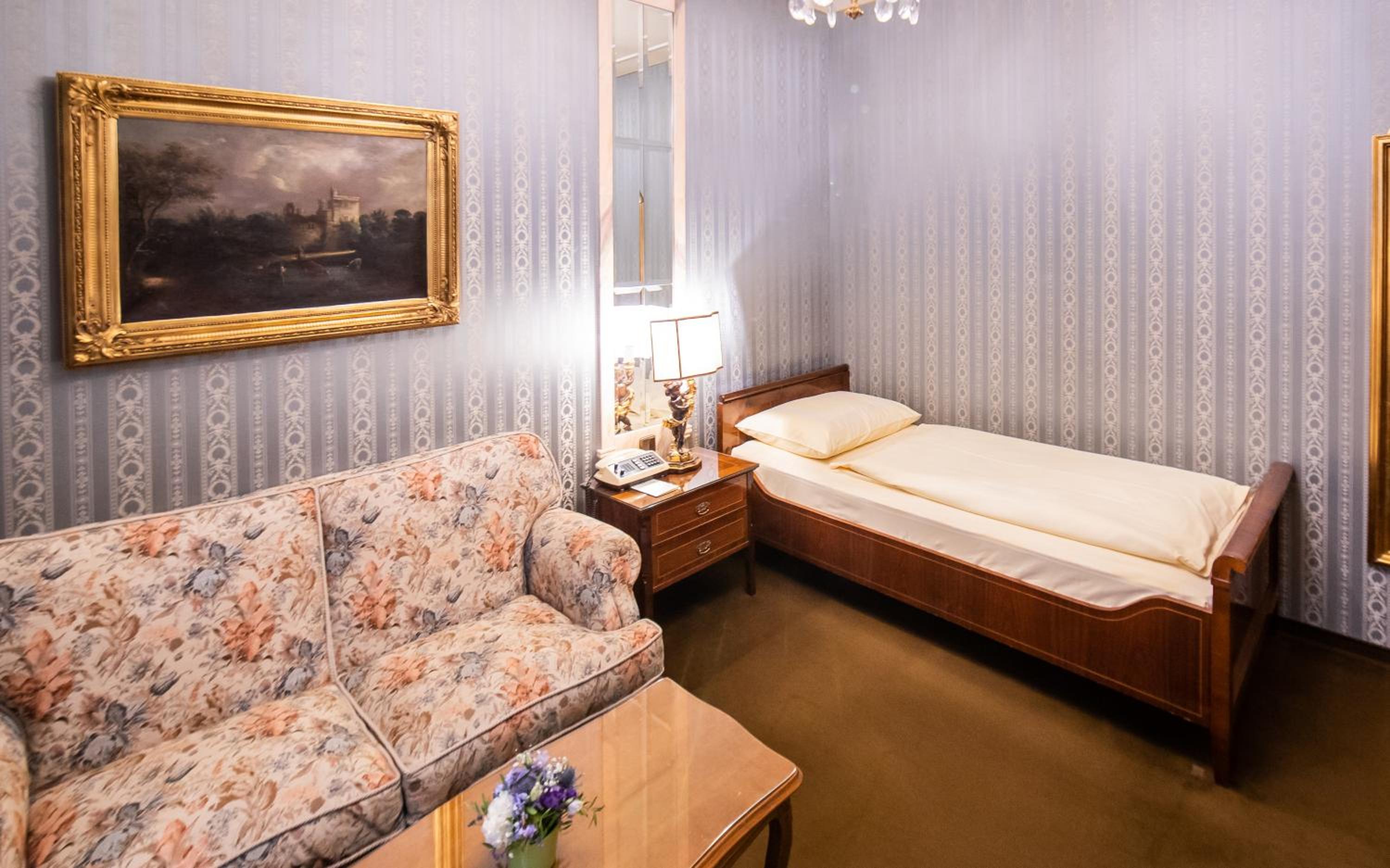 Business Single Room photo 2