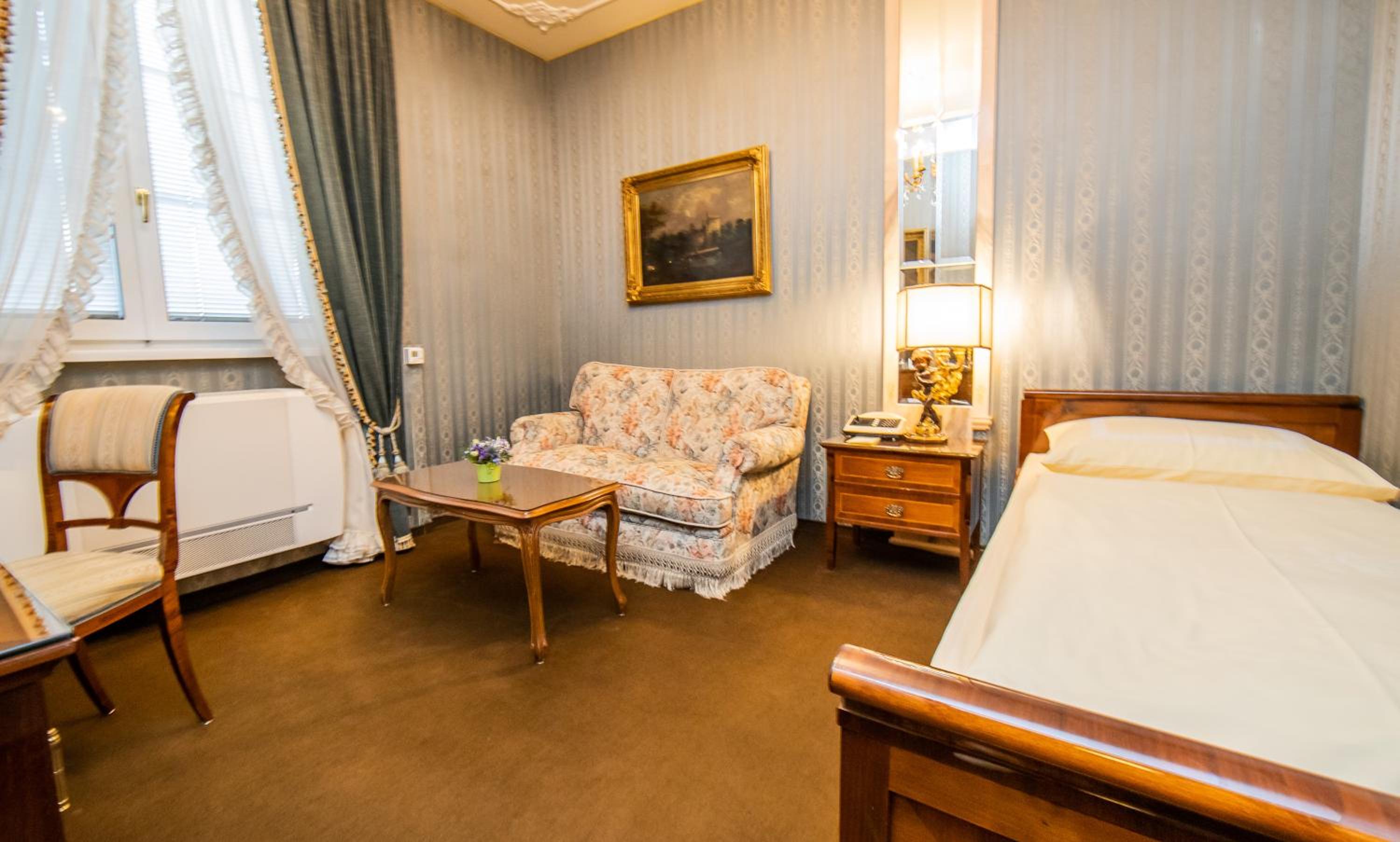 Business Single Room photo 3