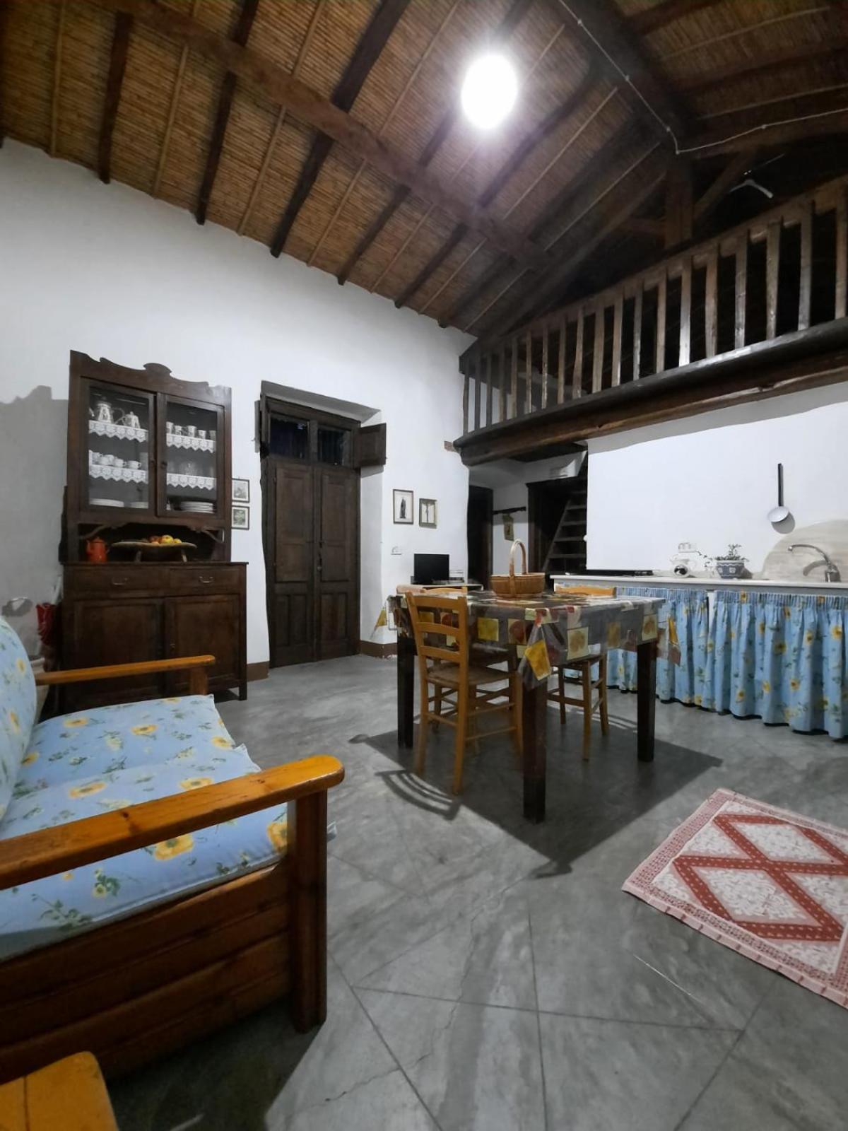 Two-Bedroom House - Photo 25