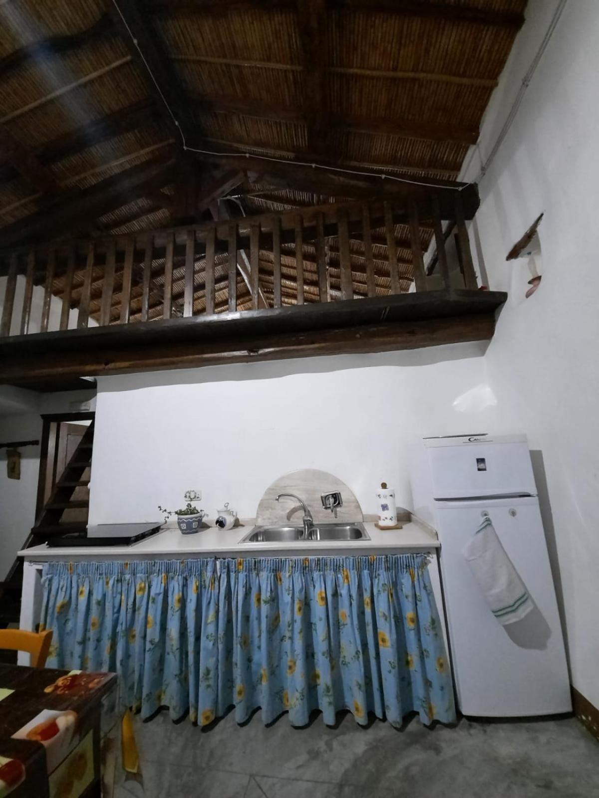 Two-Bedroom House - Photo 21