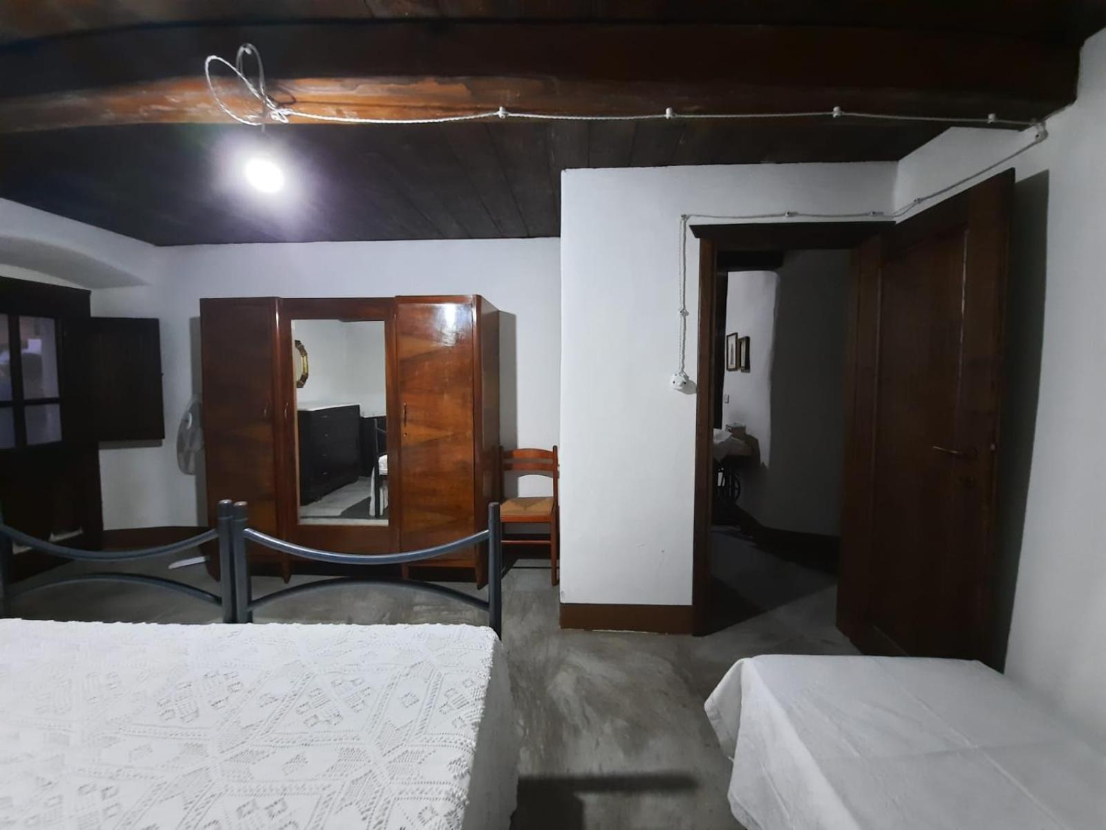 Two-Bedroom House - Photo 1