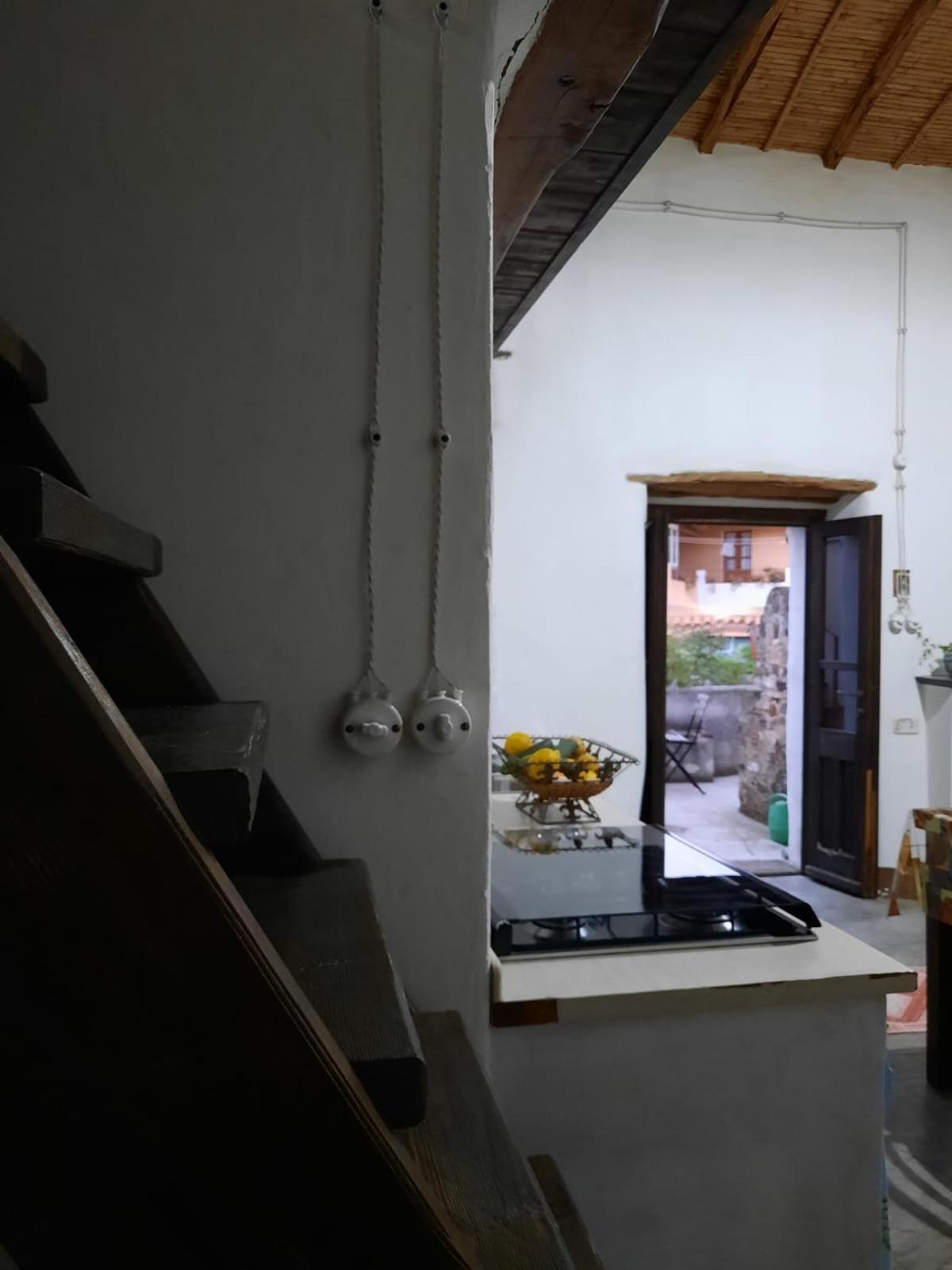 Two-Bedroom House - Photo 18