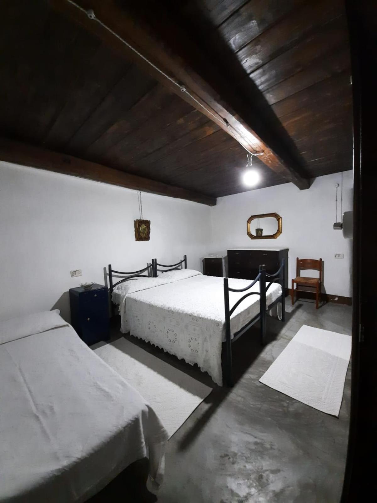 Two-Bedroom House - Photo 13