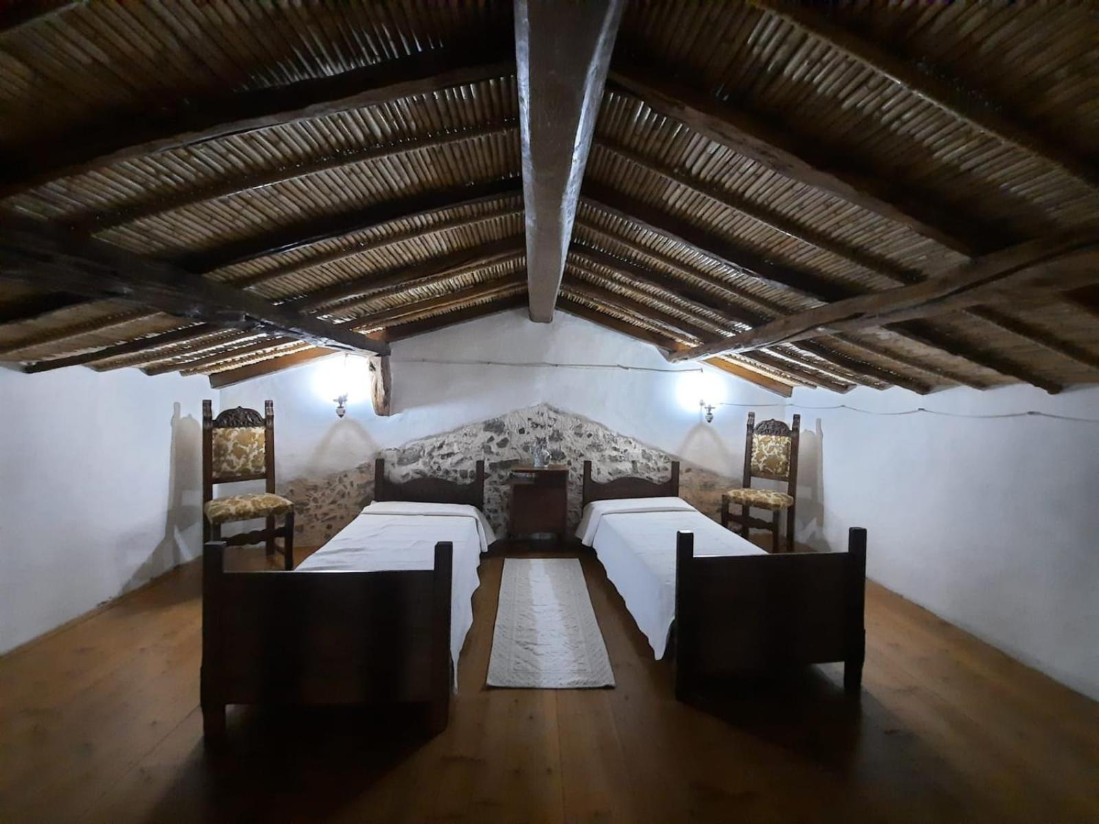 Two-Bedroom House - Photo 12