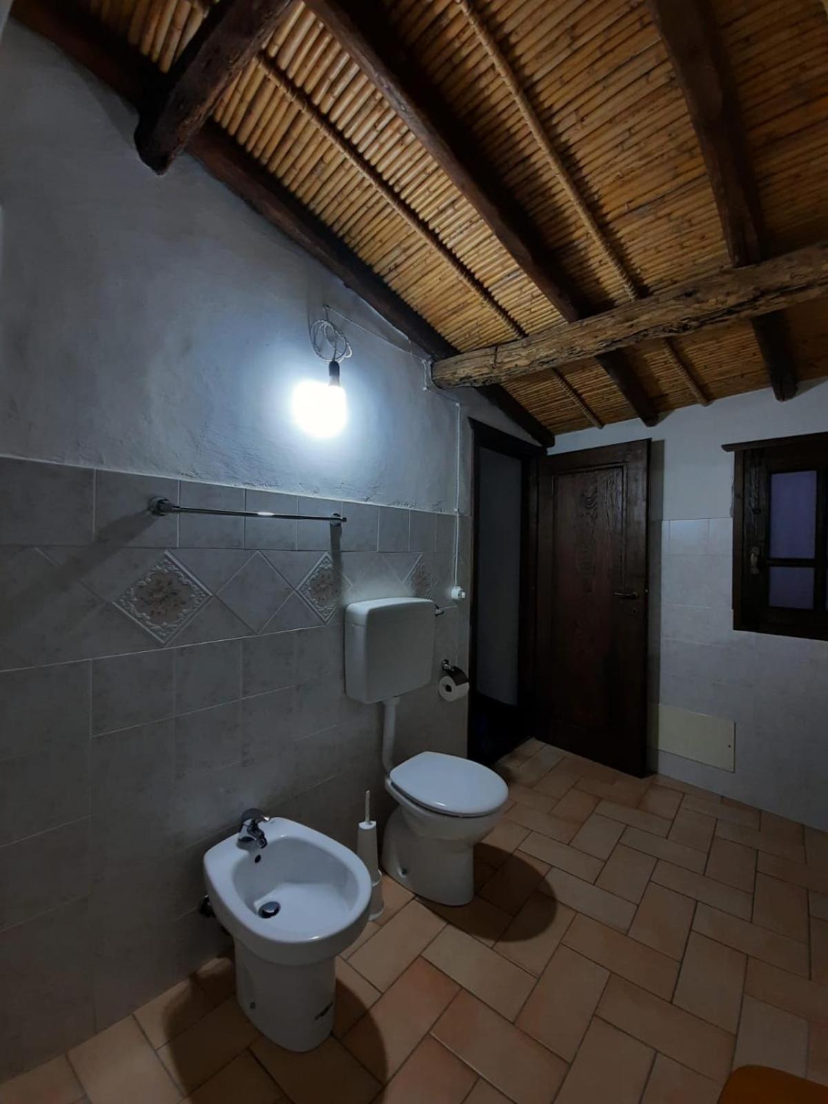 Two-Bedroom House - Photo 7