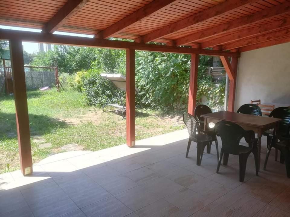 Three-Bedroom House - Photo 10