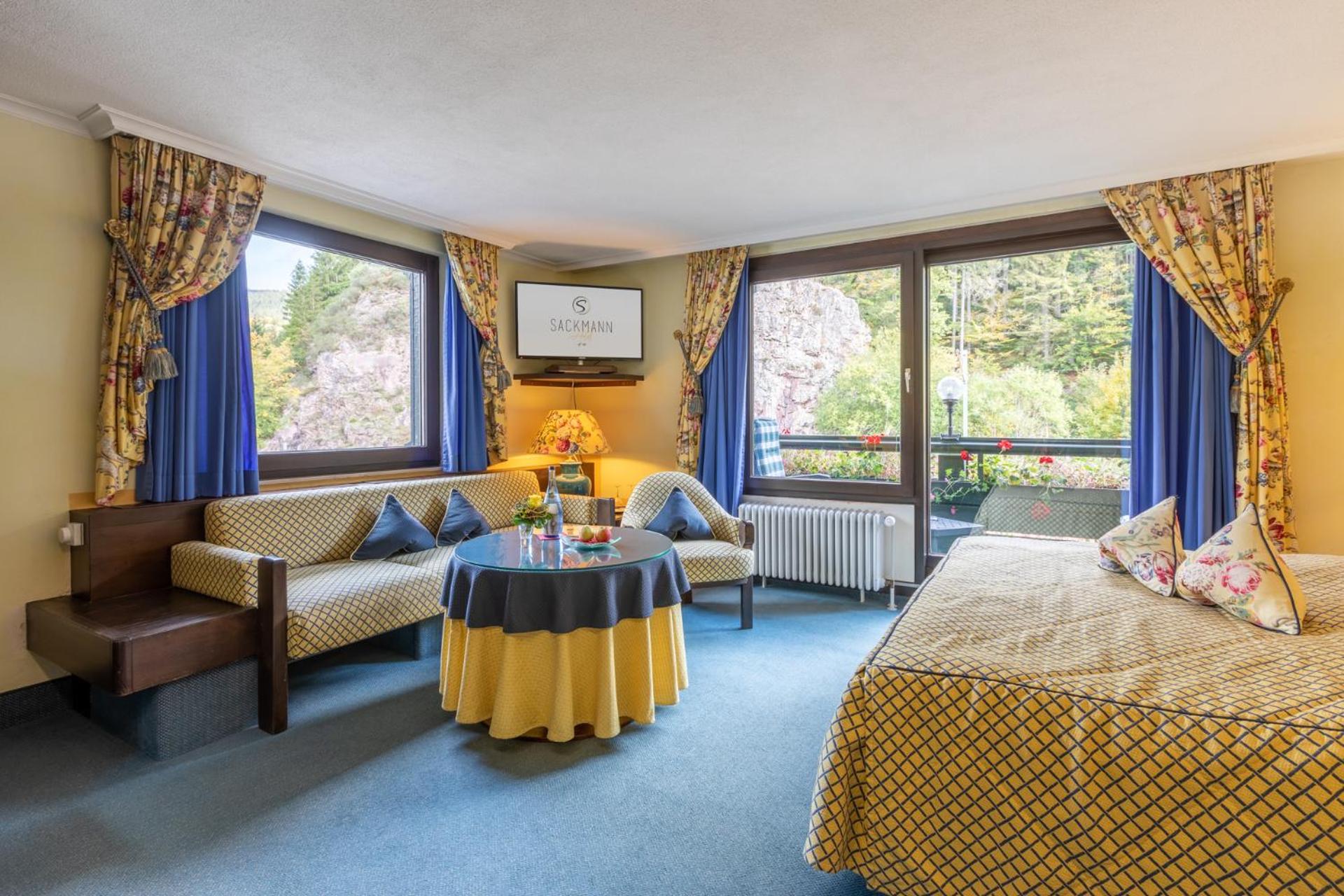 Classic Double Room with Balcony/Loggia