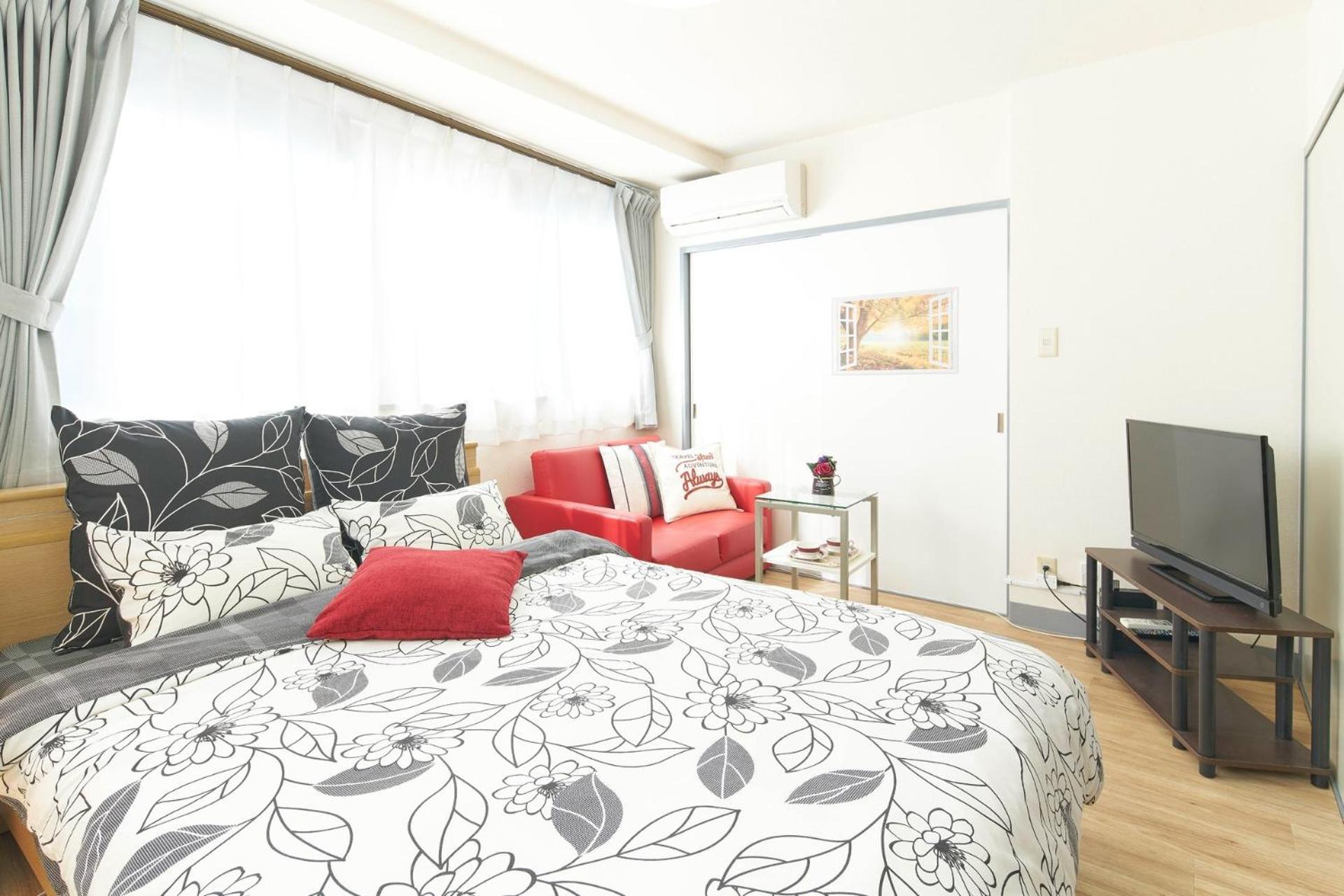 Apartment photo 1