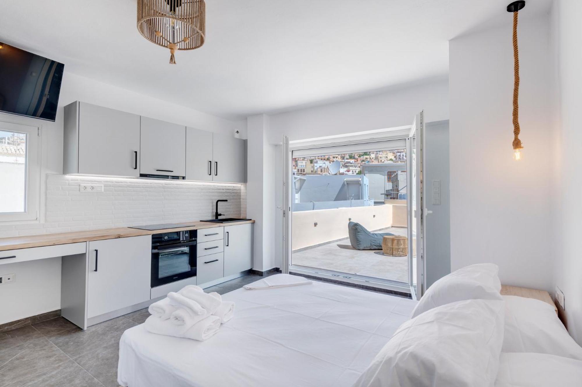 Studio Apartment