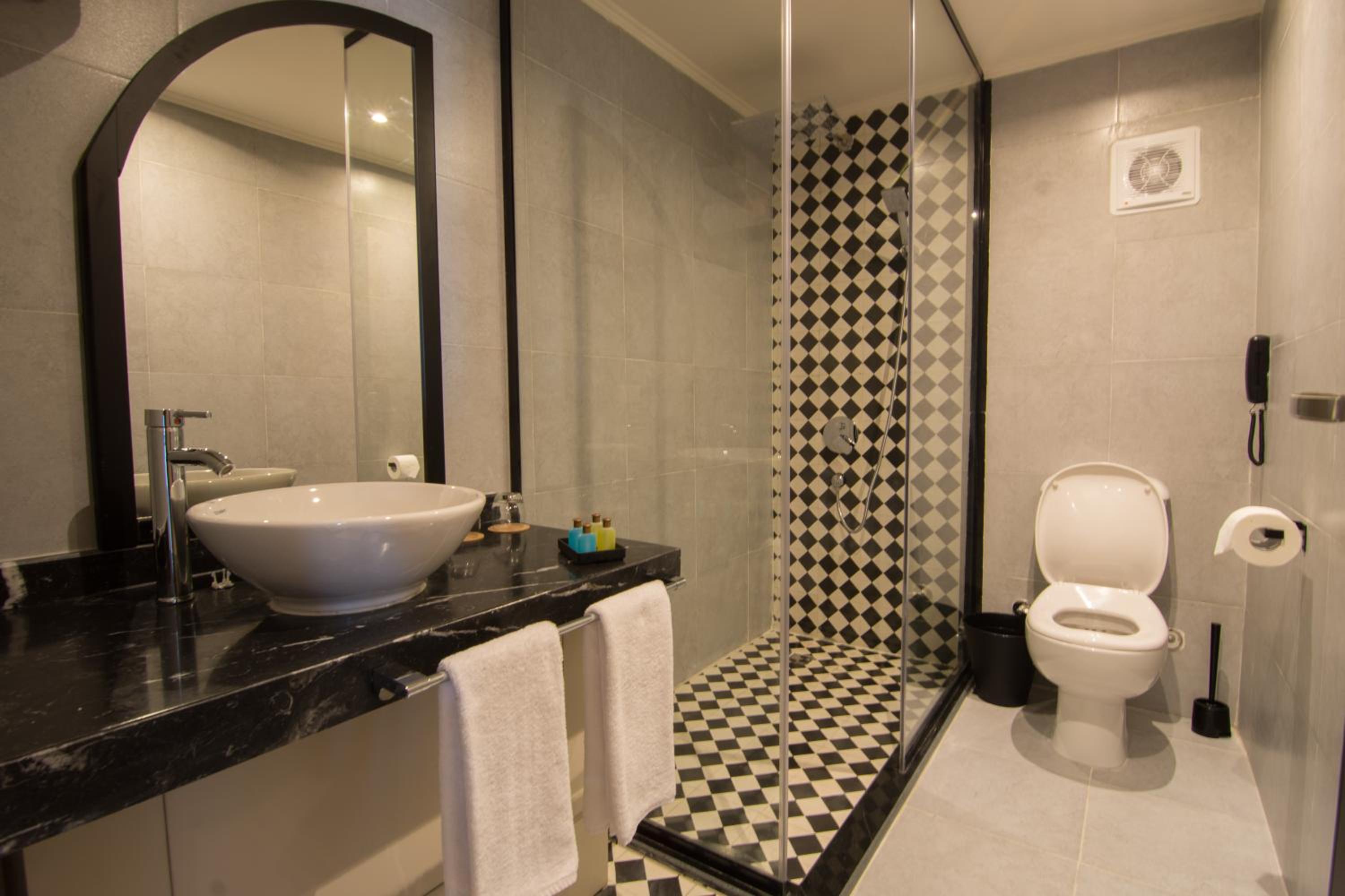 Junior Suite with Sea View - Photo 6