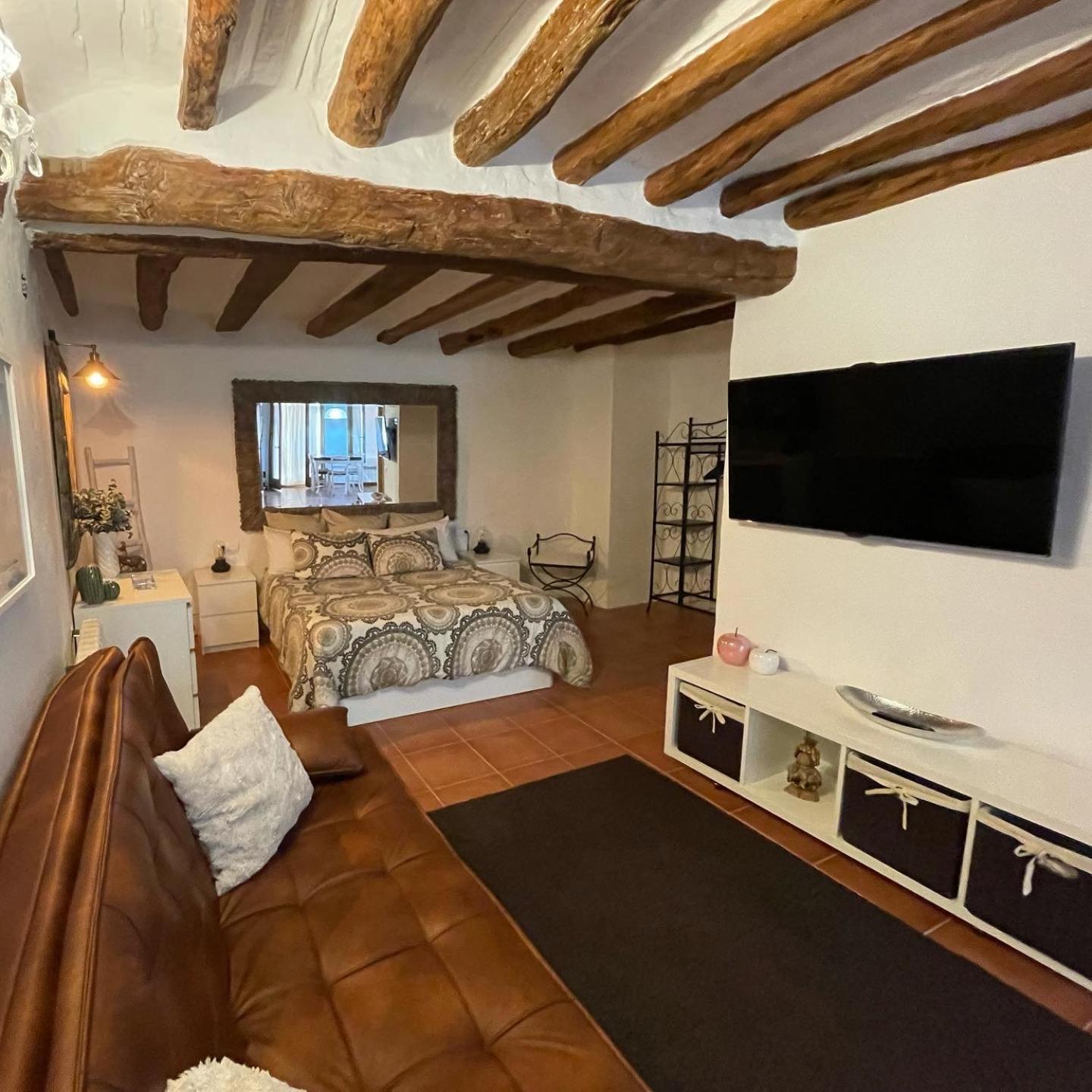 Apartment - Photo 40