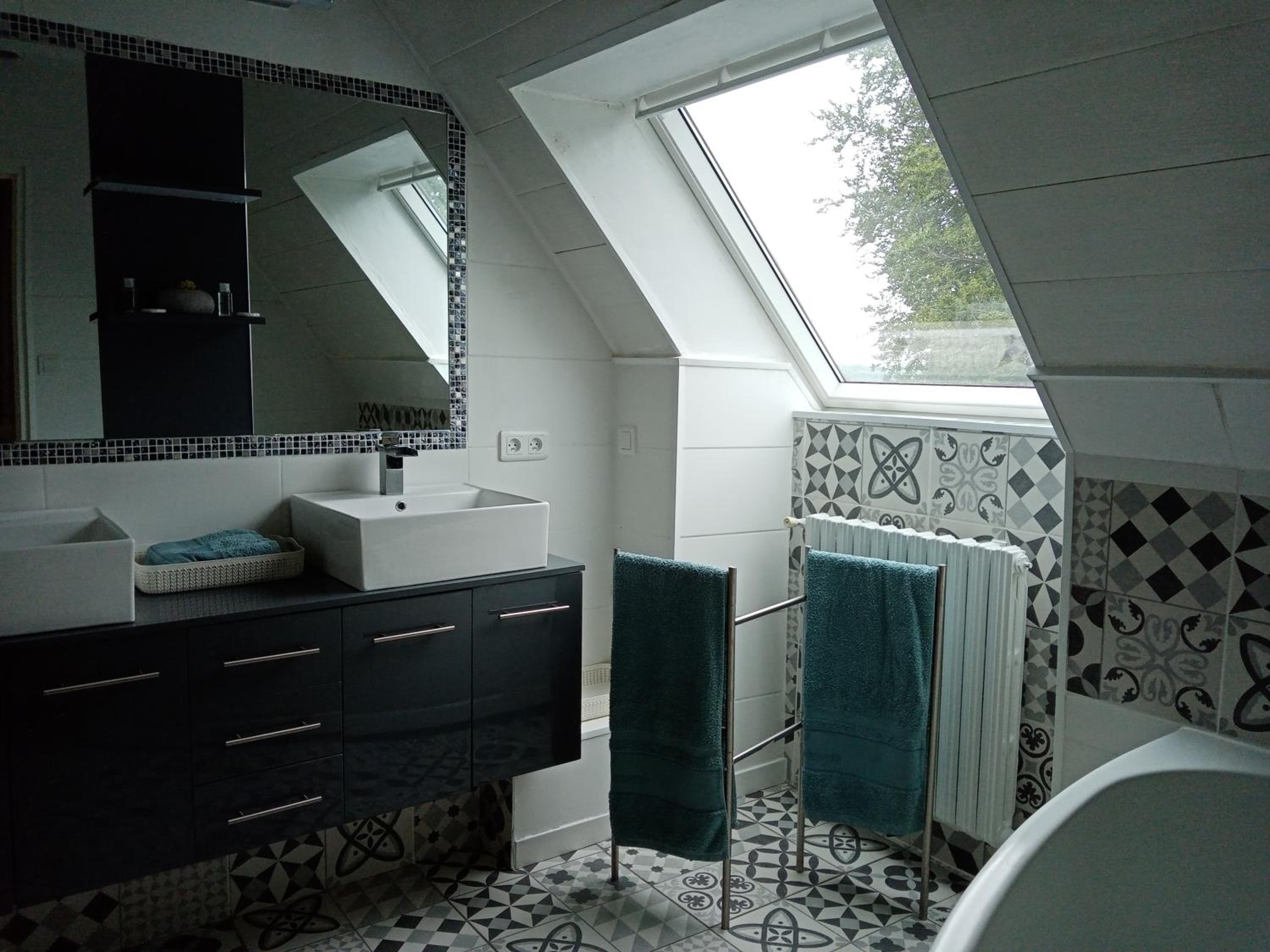 Double Room with Garden View - Photo 12