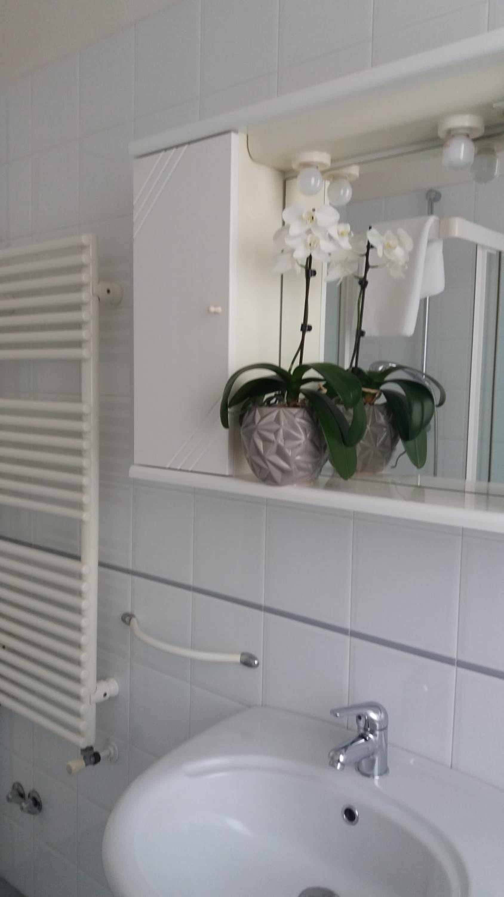 Triple Room with Balcony - Photo 8