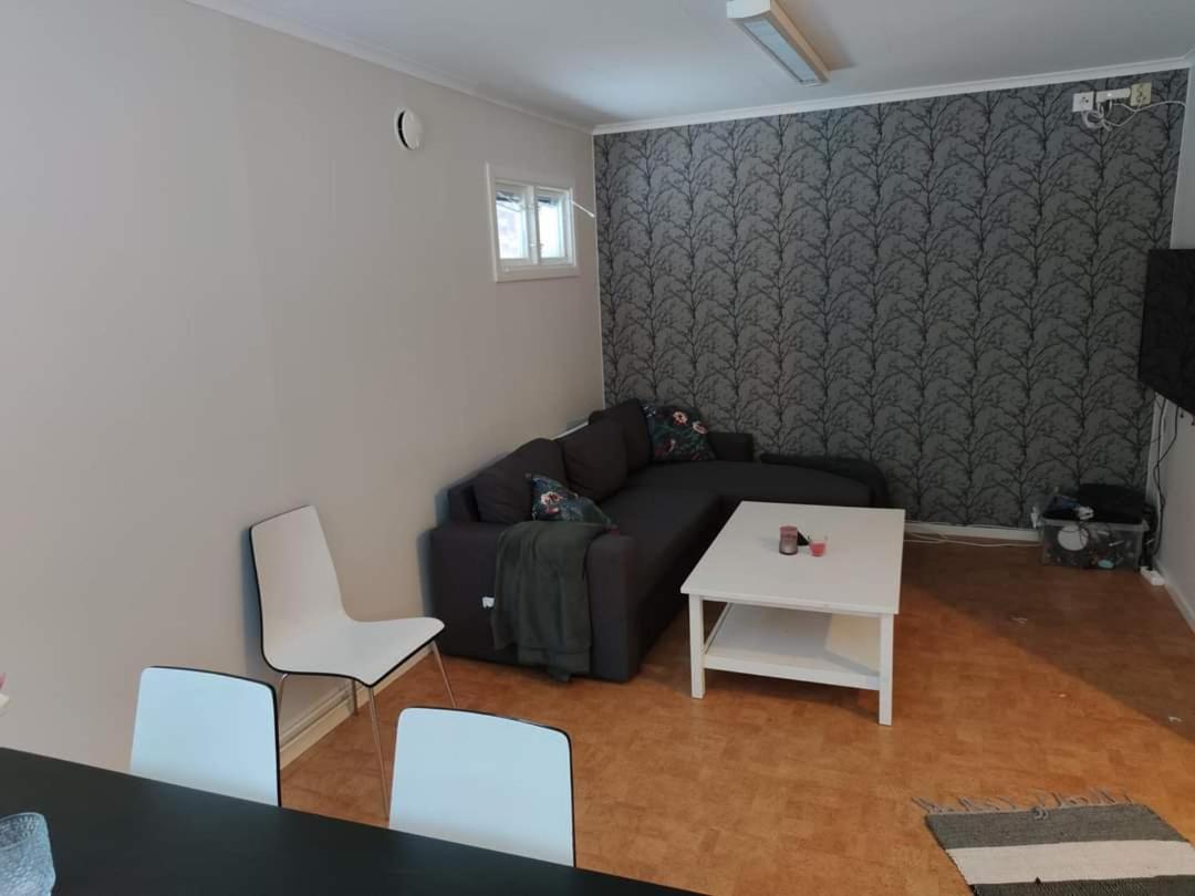 Two-Bedroom Cottage photo 1