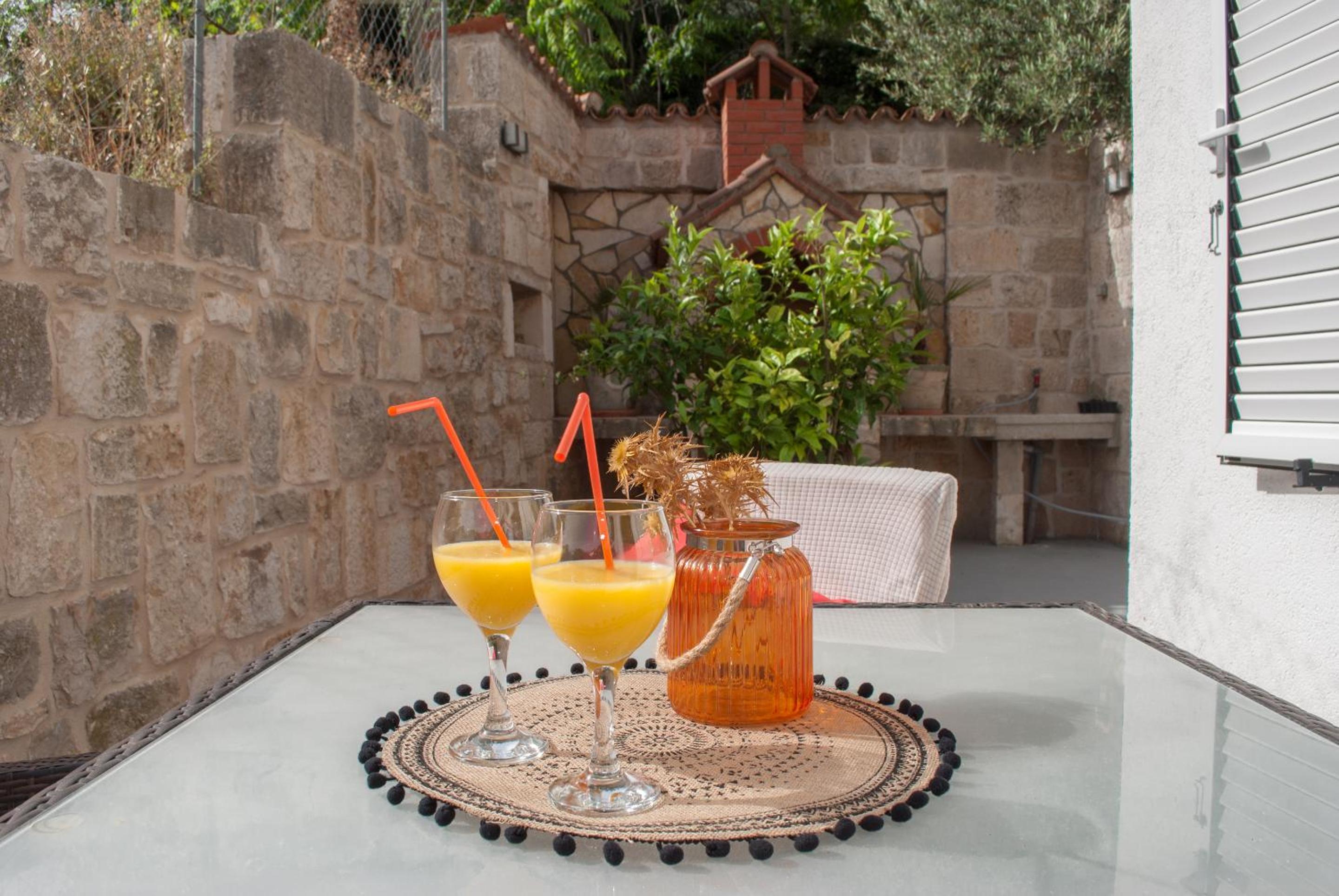 Apartment with Terrace photo 2