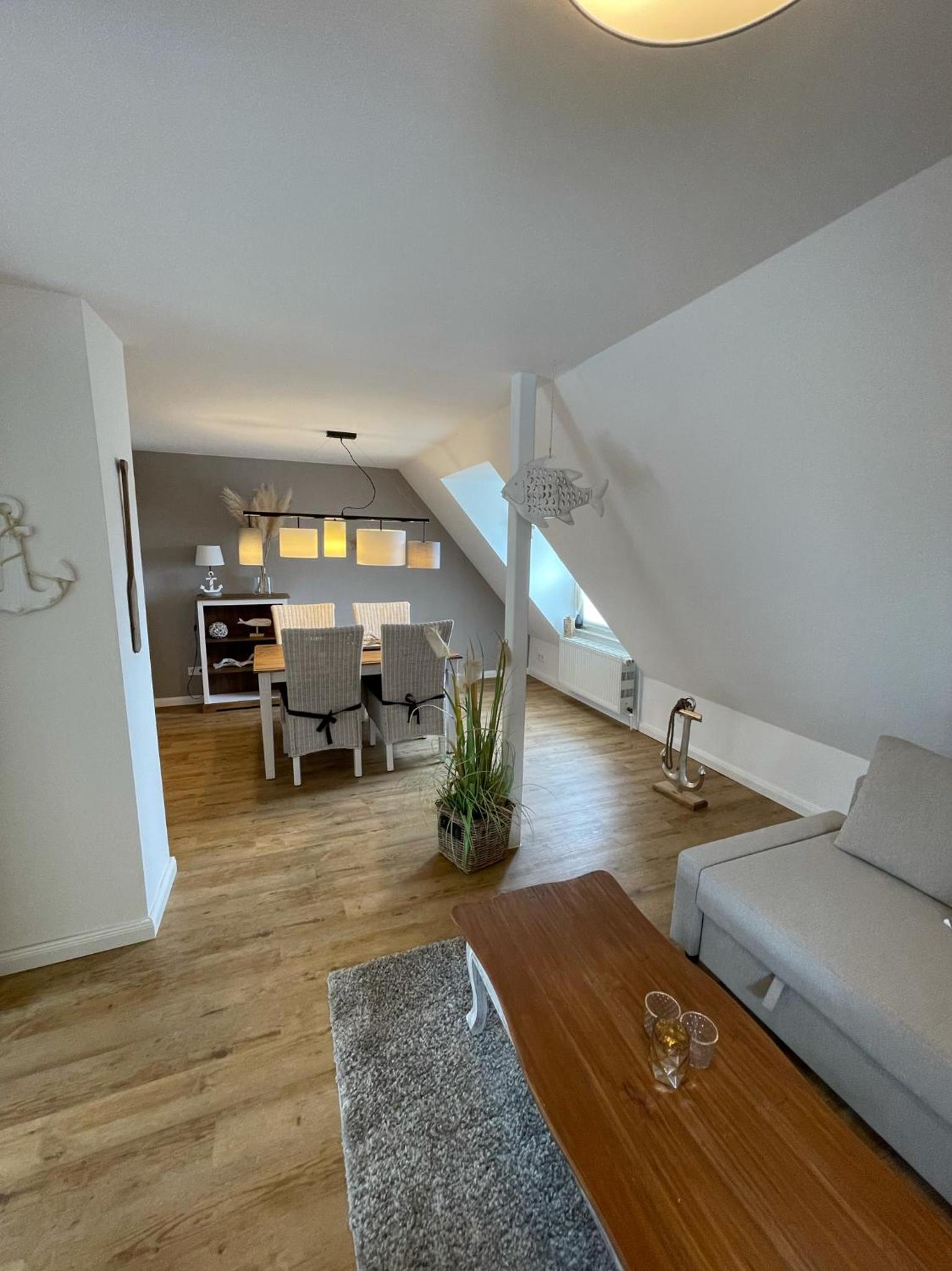 Apartment - Photo 2