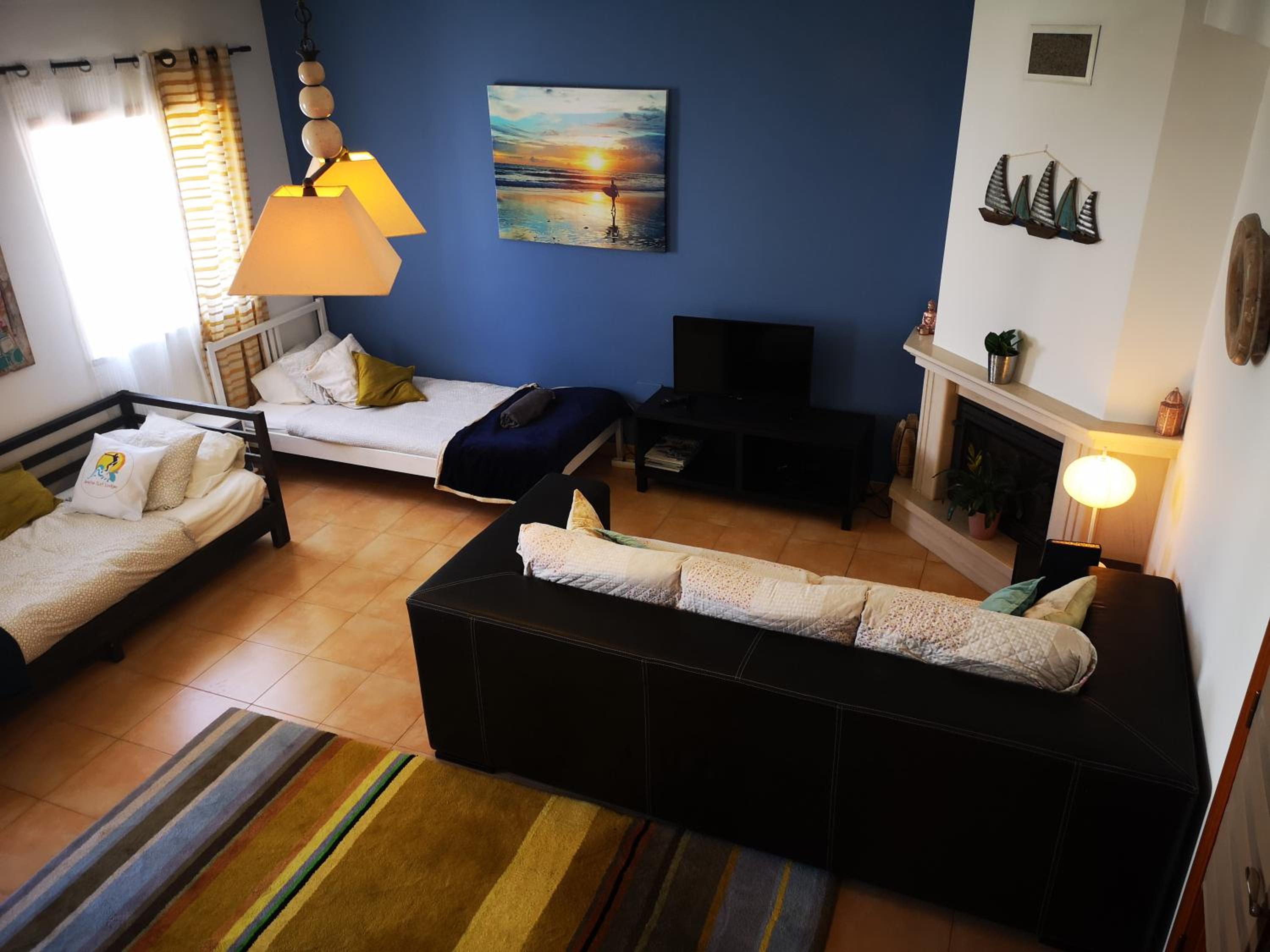 Deluxe Family Suite photo 2