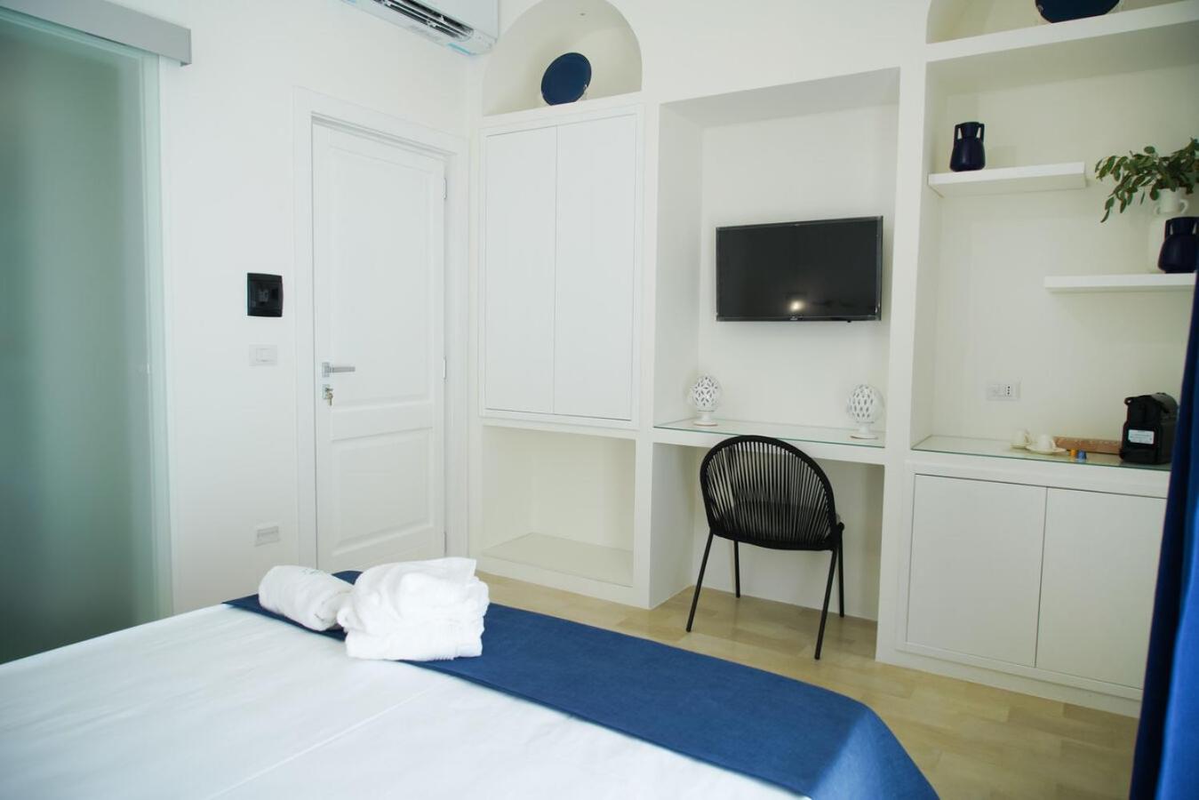Junior Suite with Terrace photo 2
