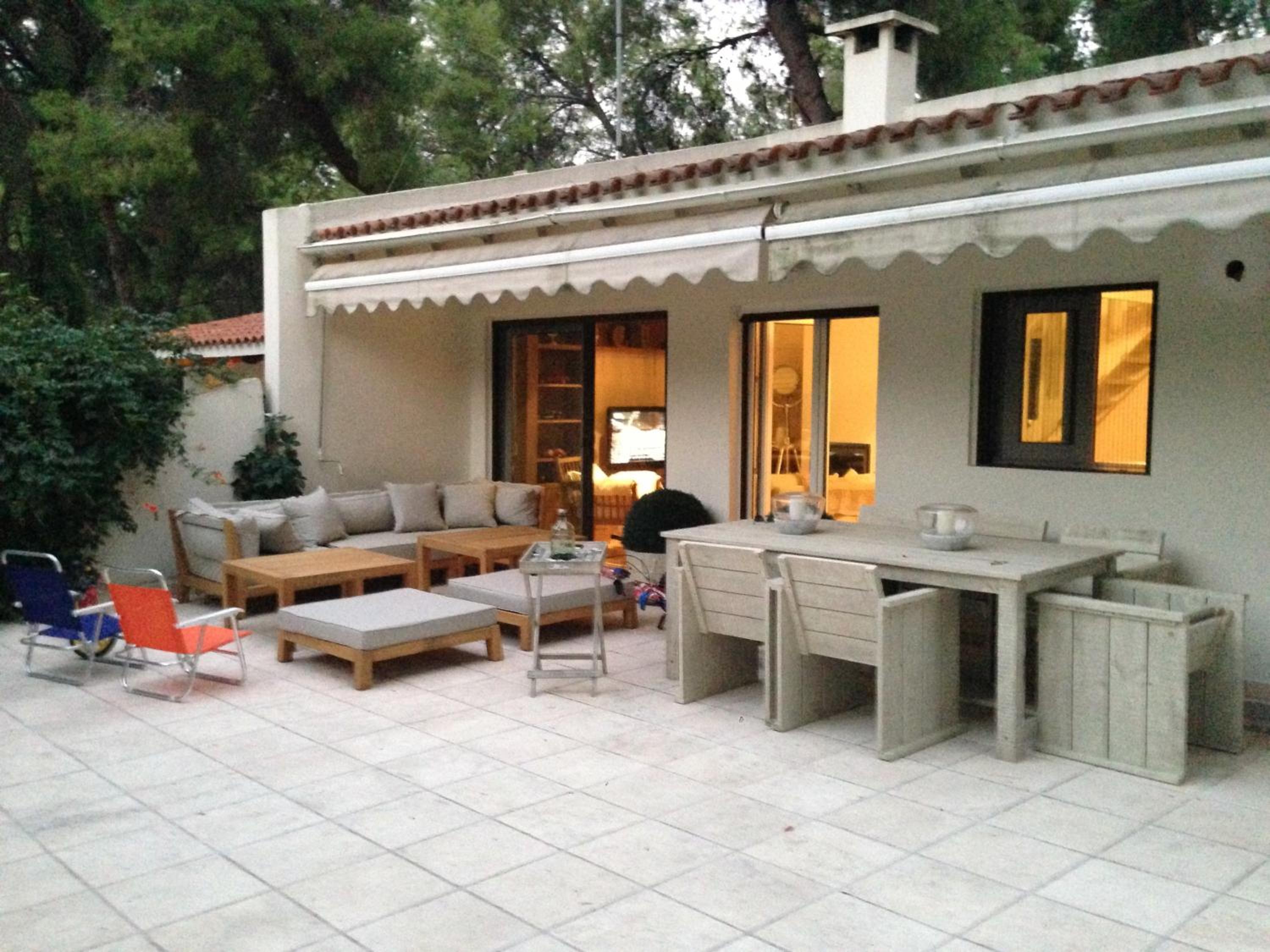 Three-Bedroom Villa photo 2