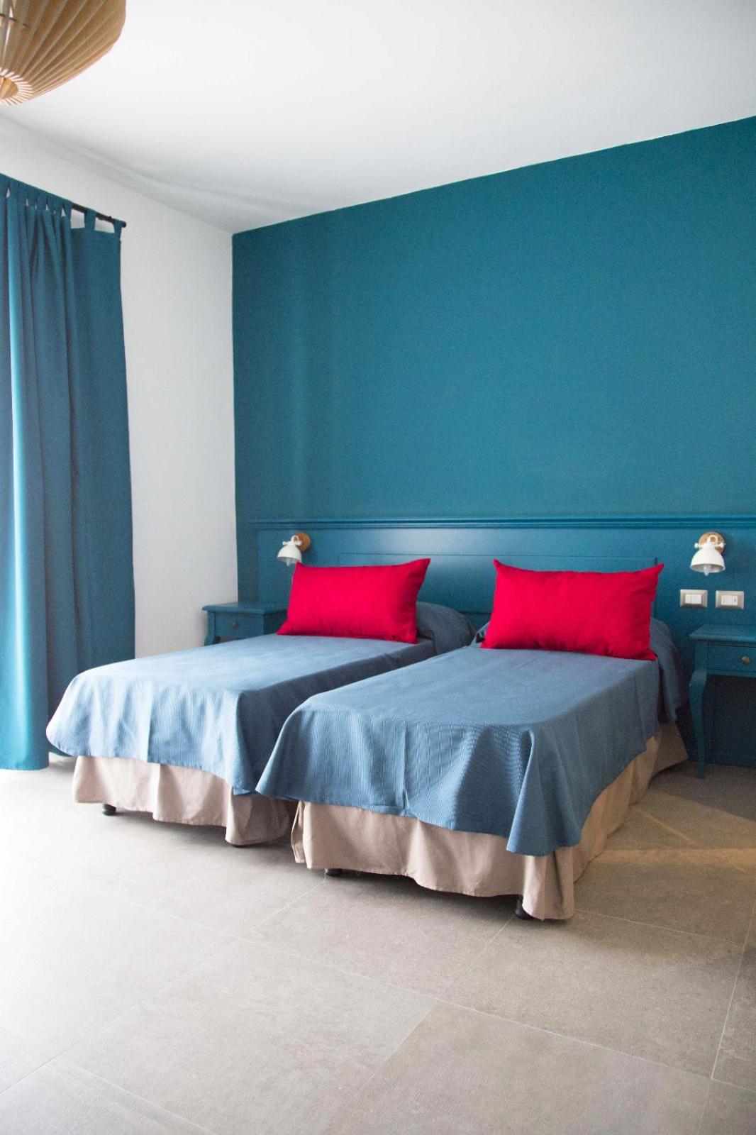Deluxe Double Room photo 3