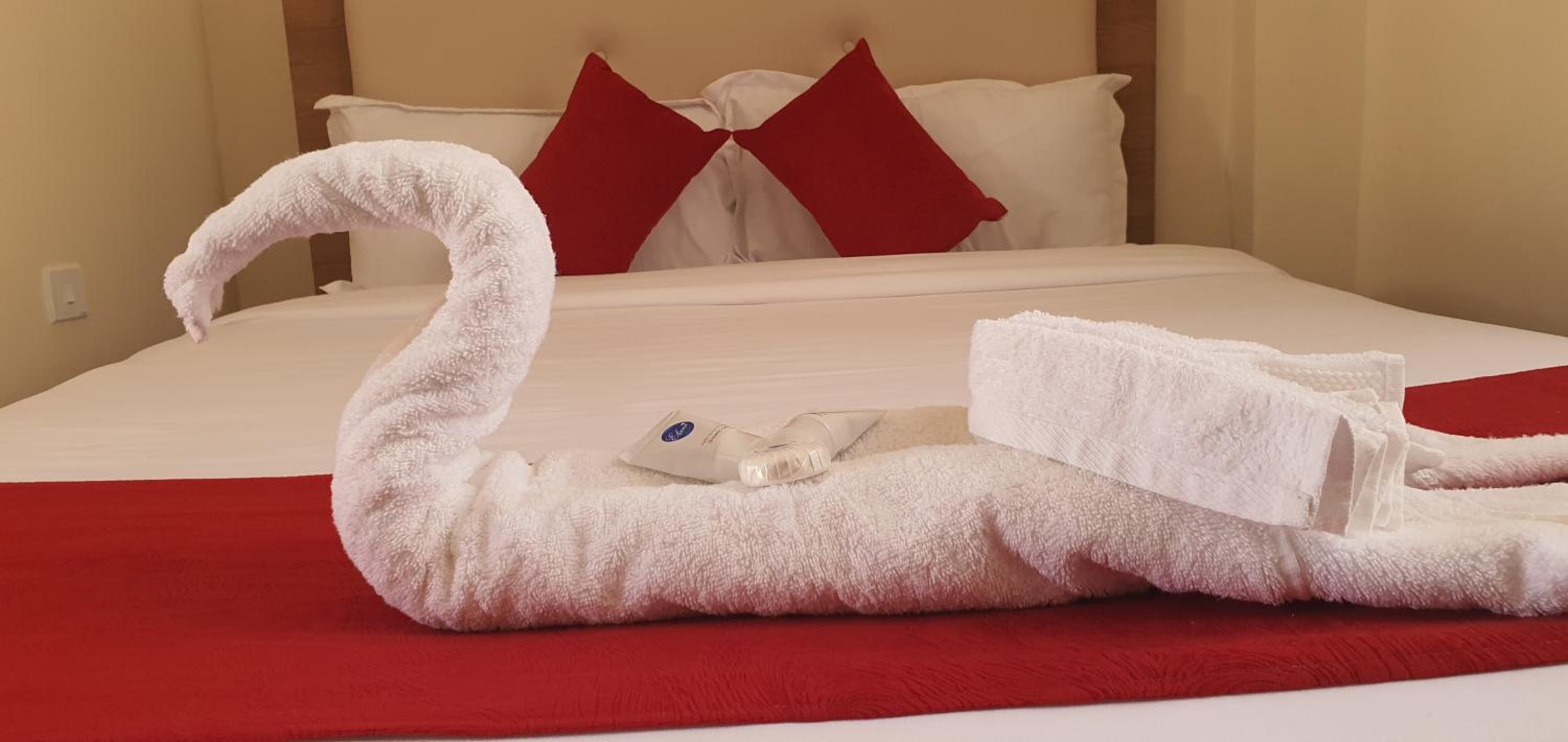 Budget Double or Twin Room - Photo 7