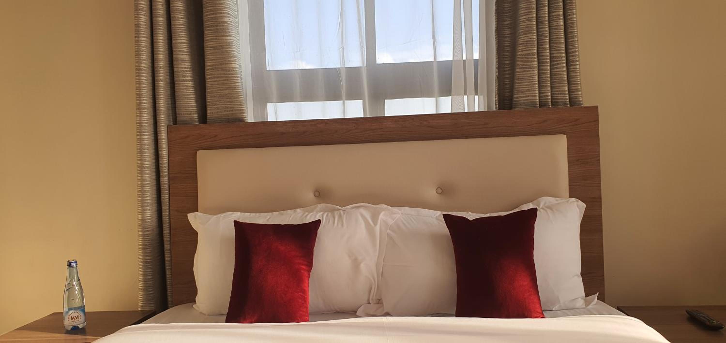 Suite with Balcony - Photo 1