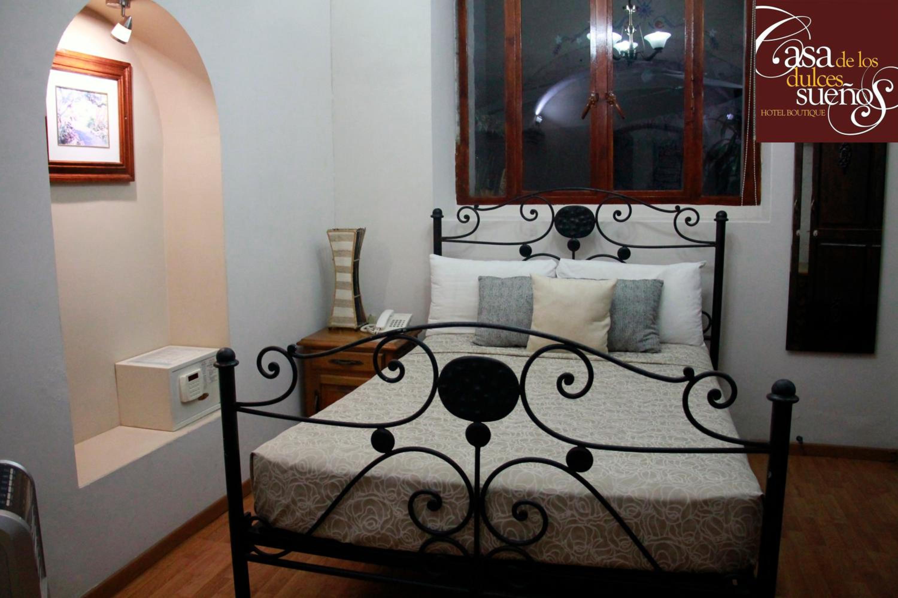 Double Room - Photo 34