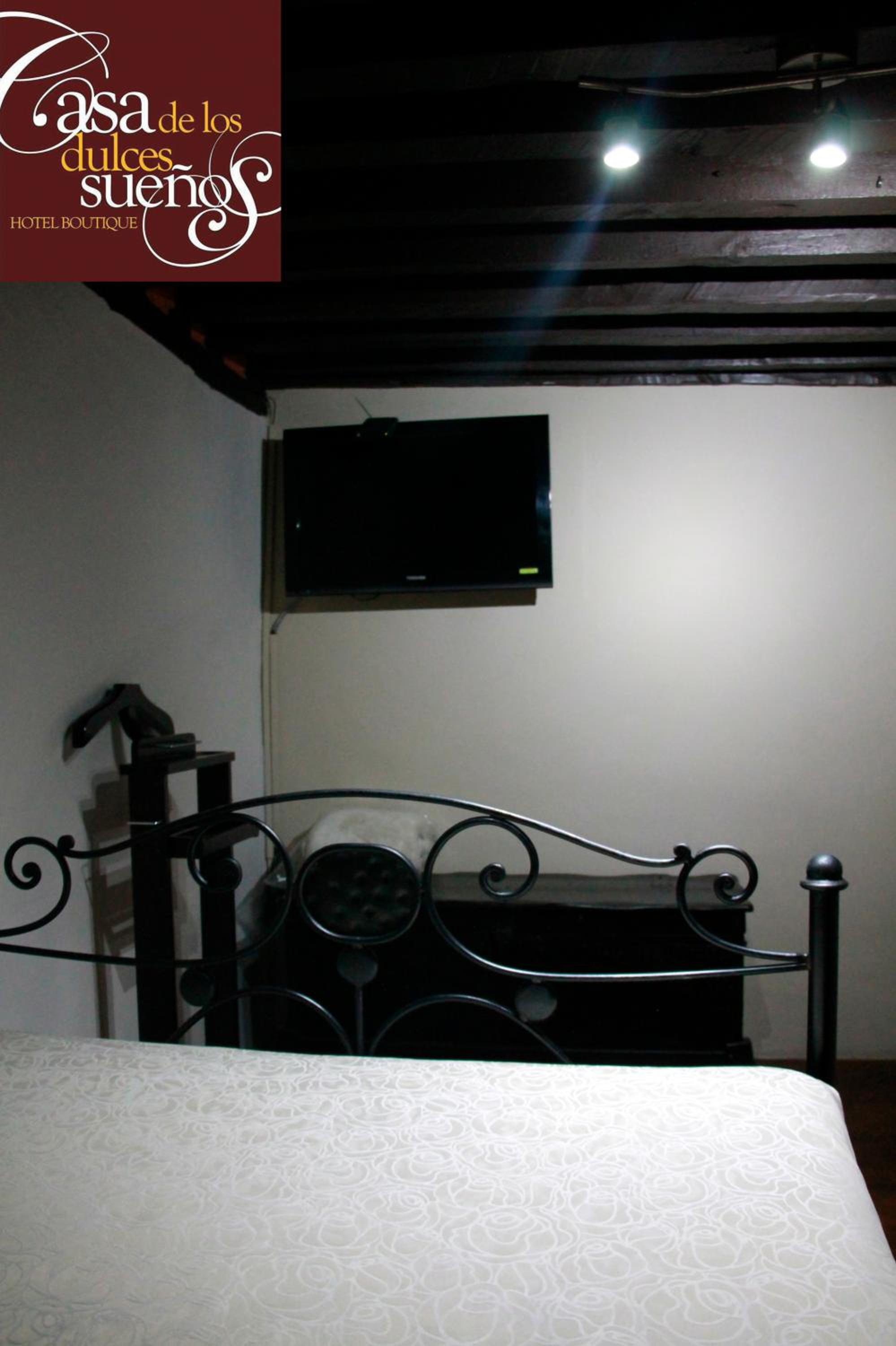 Double Room - Photo 28
