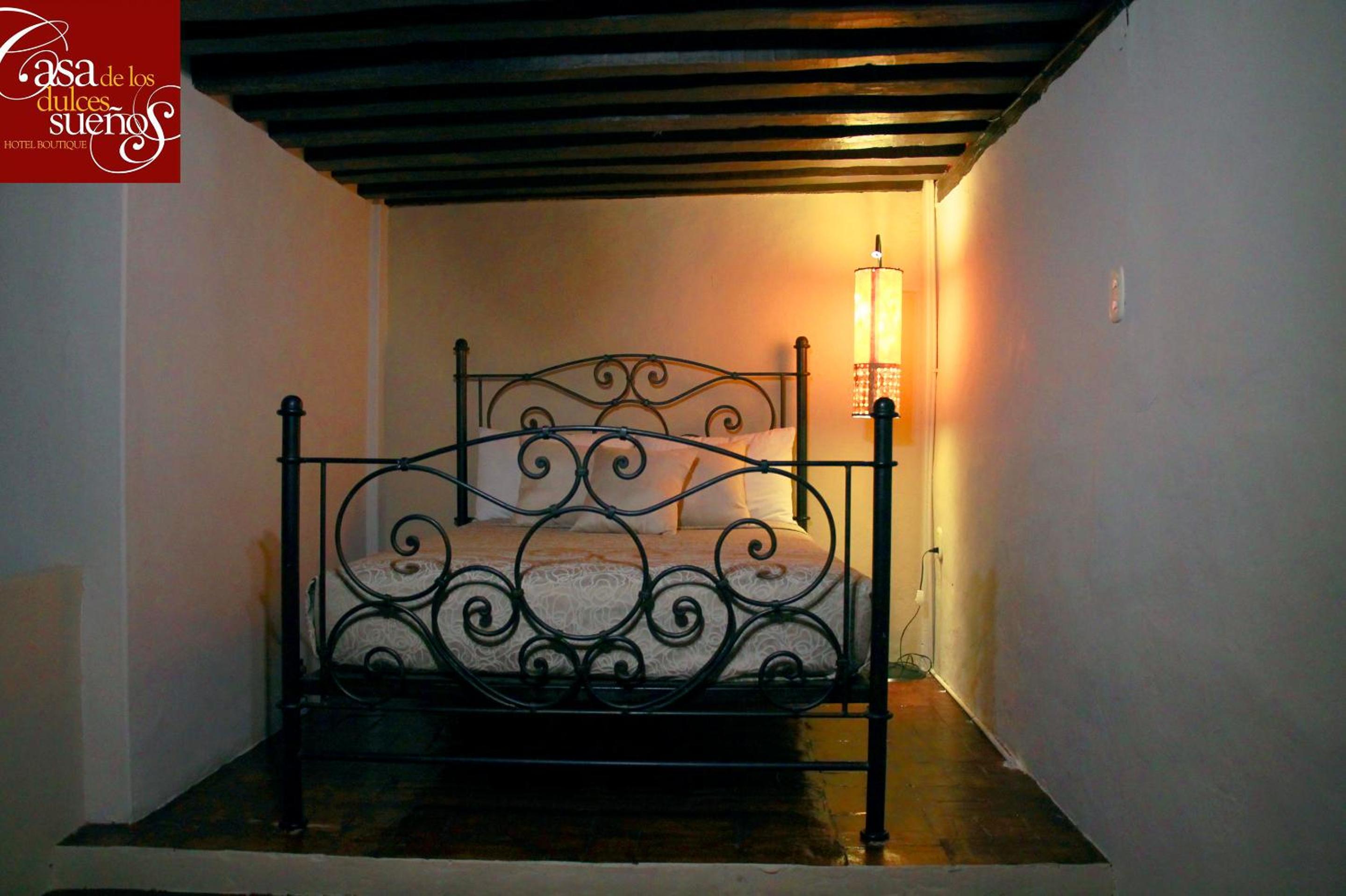 Double Room - Photo 18