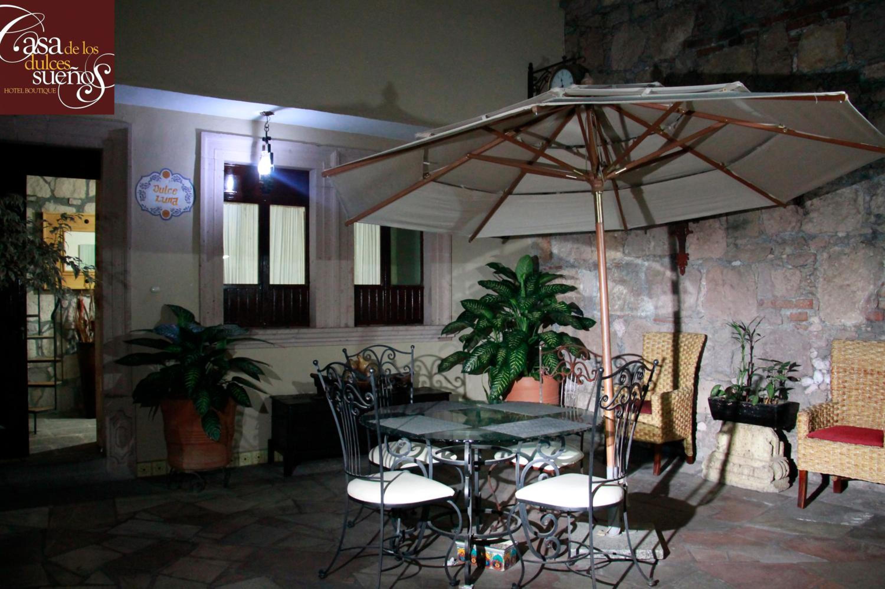 Double Room - Photo 14